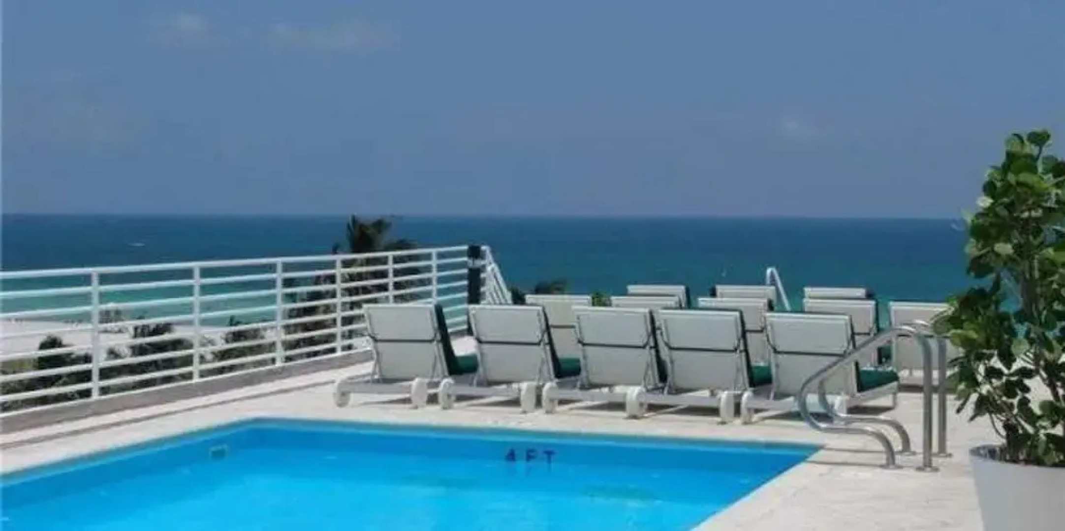 Strand Ocean Drive Suites