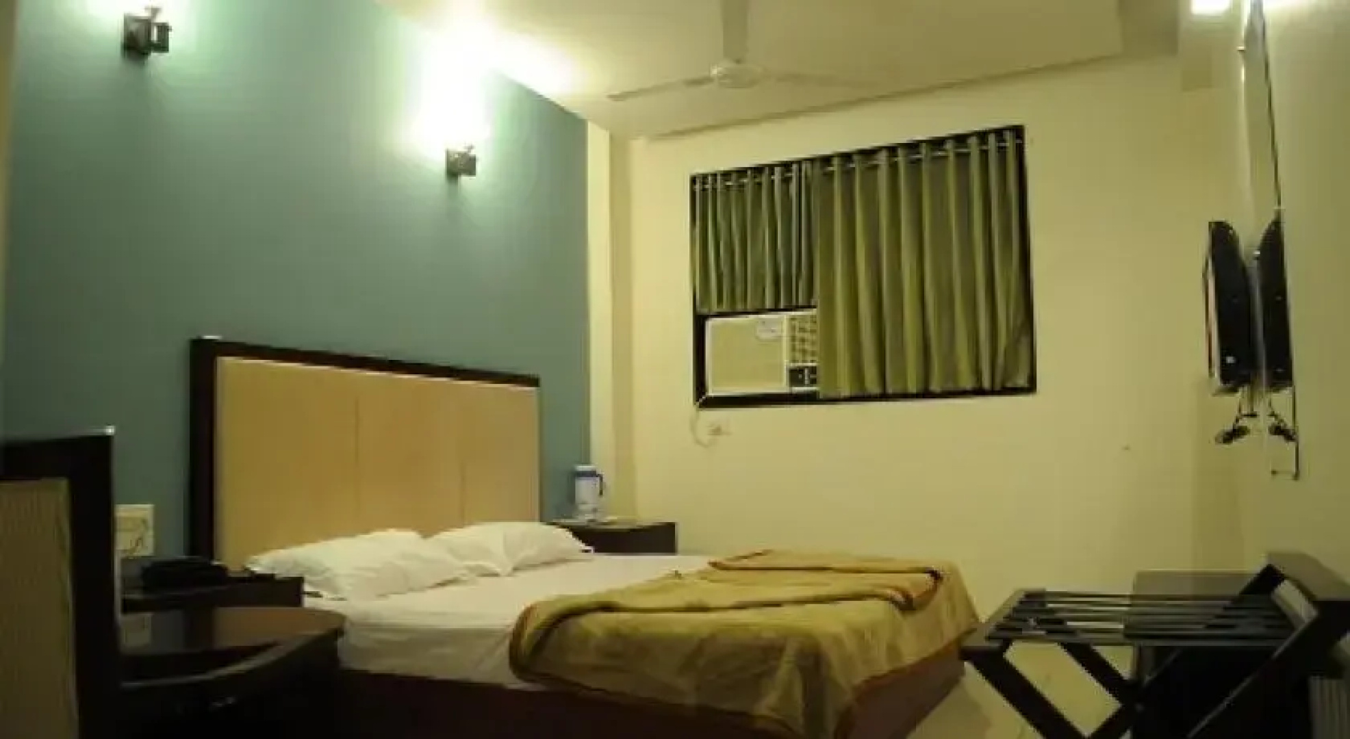 Hill Park Inn