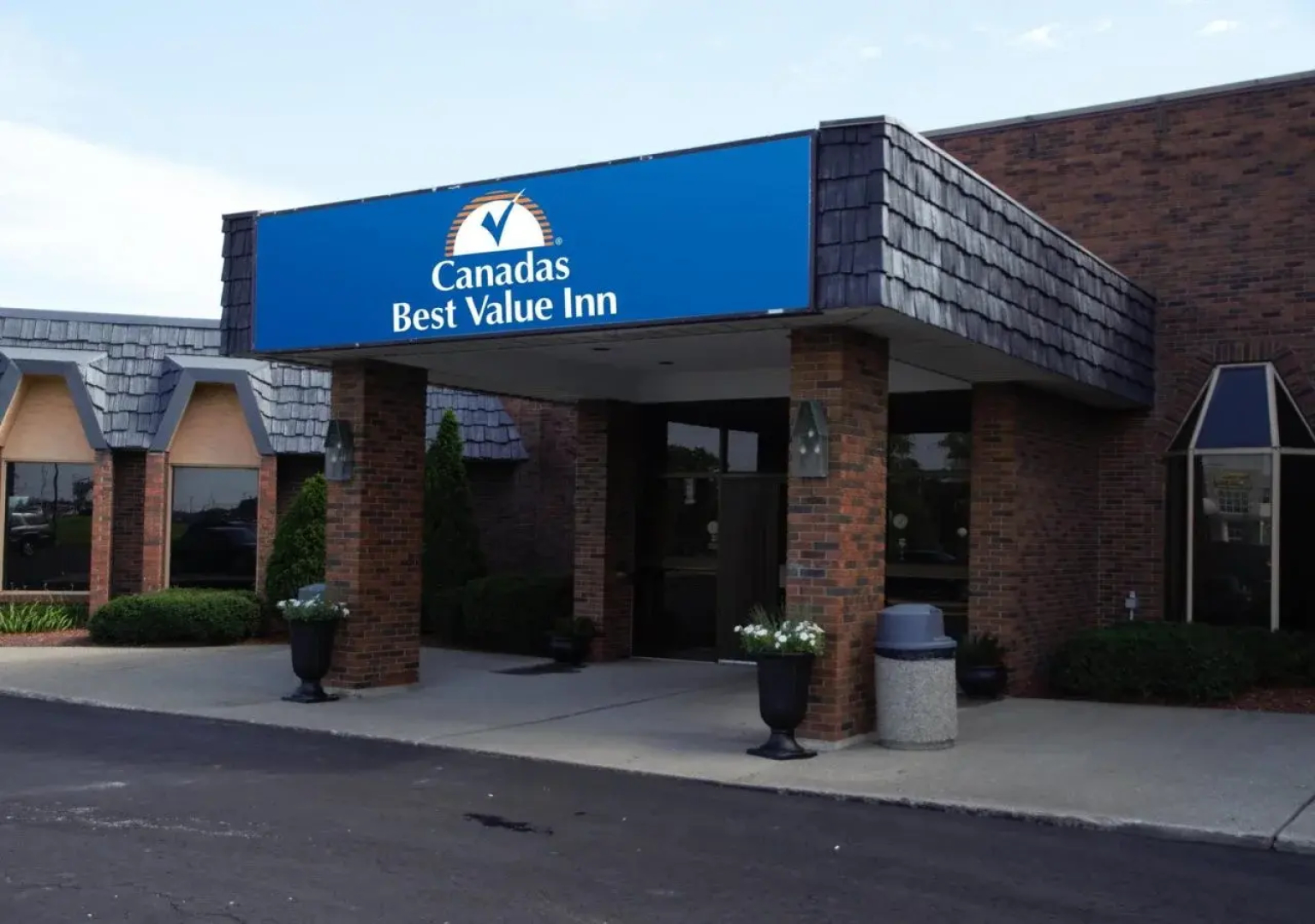 Ramada Welland