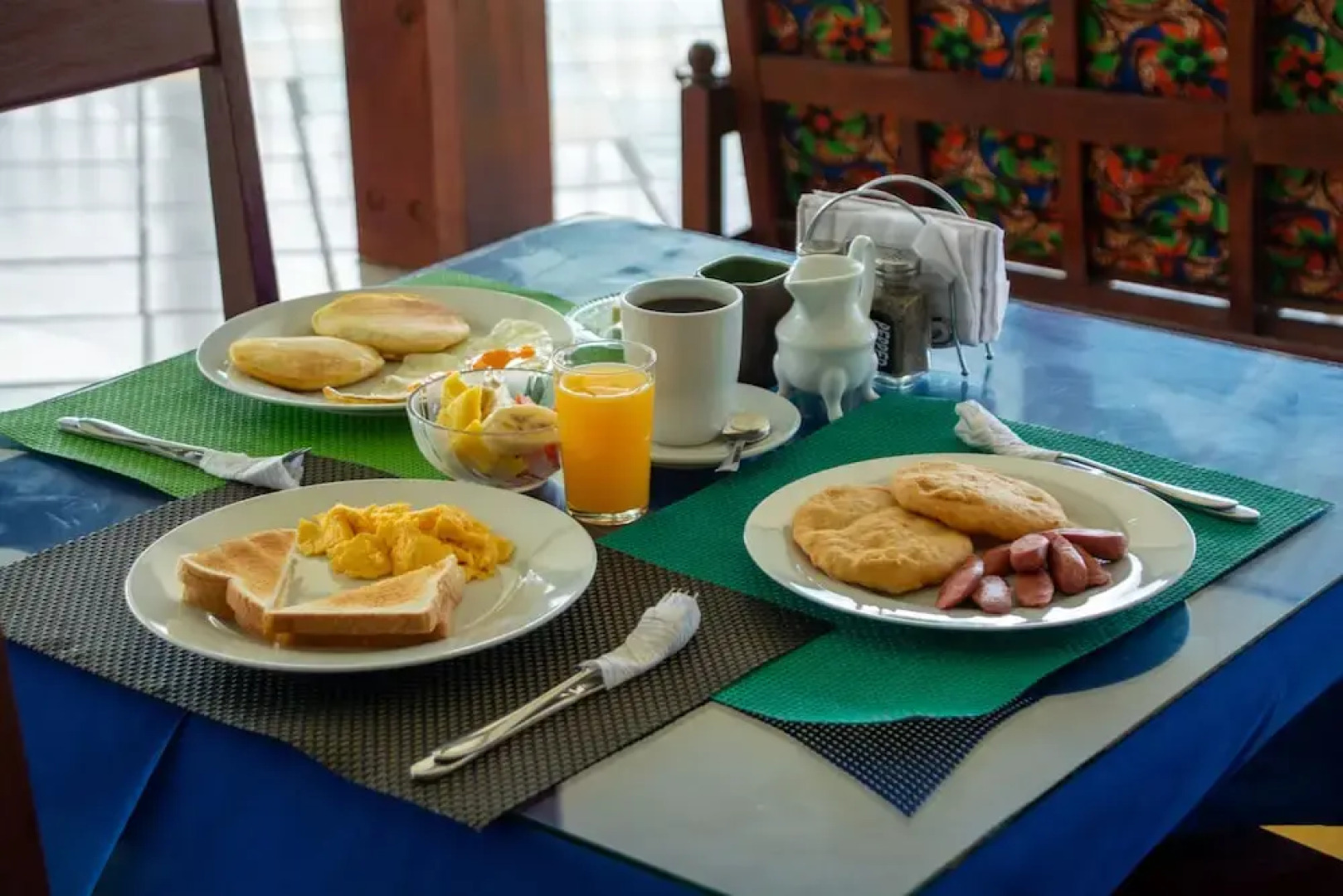 Los Balcones Over The Sea Hotel