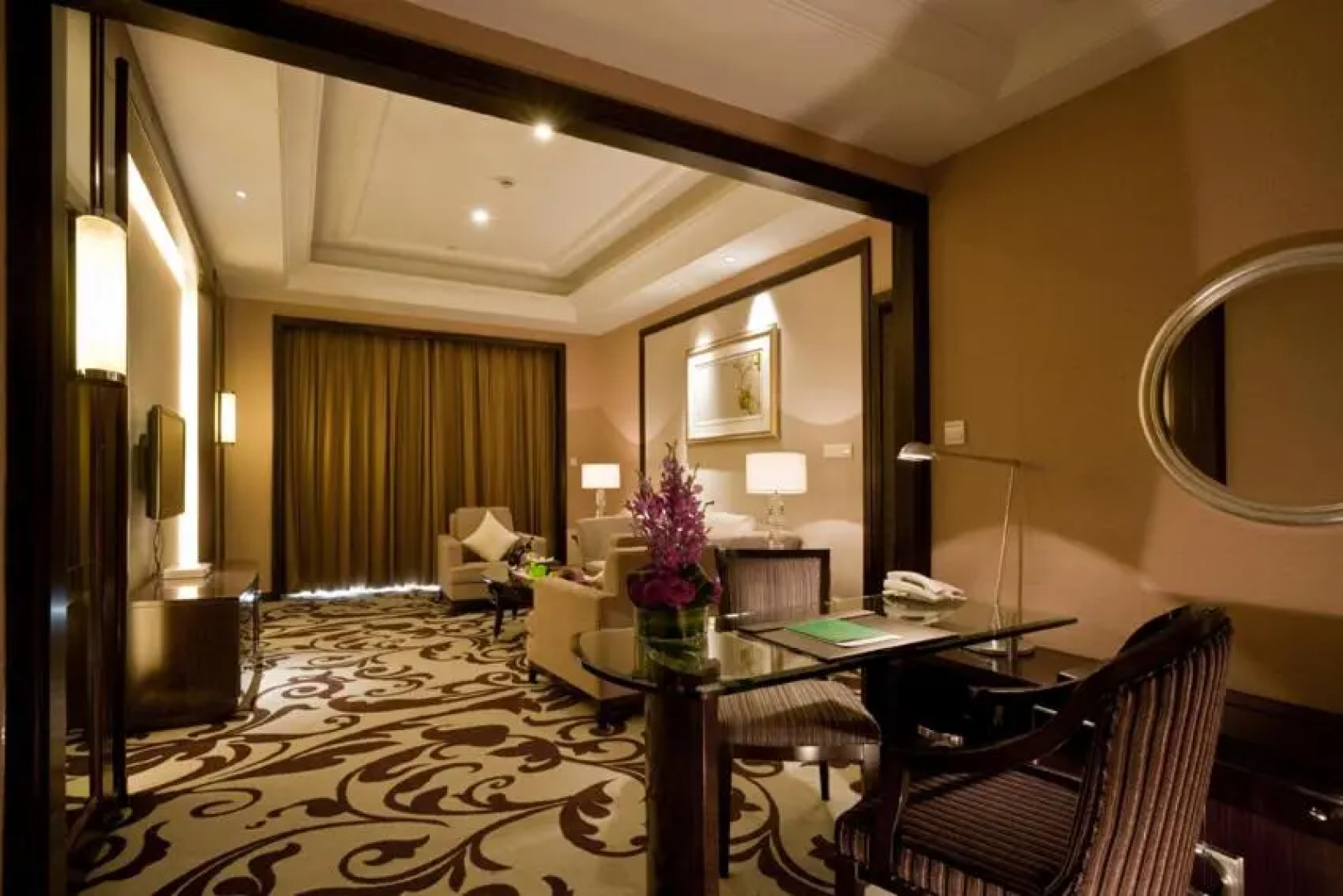 Howard Johnson Tongfang Plaza Zhuji