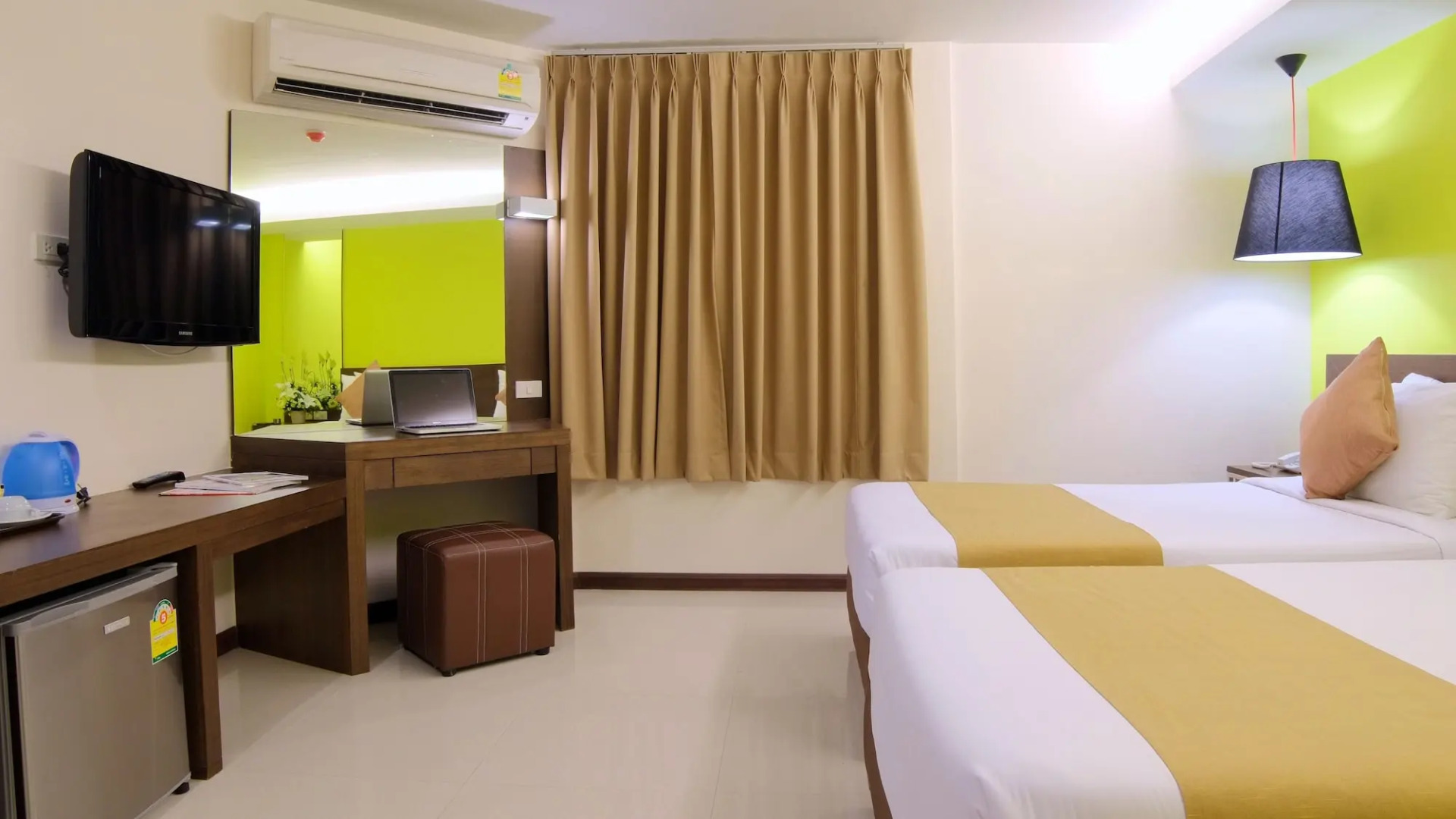 Отель Grand Alpine