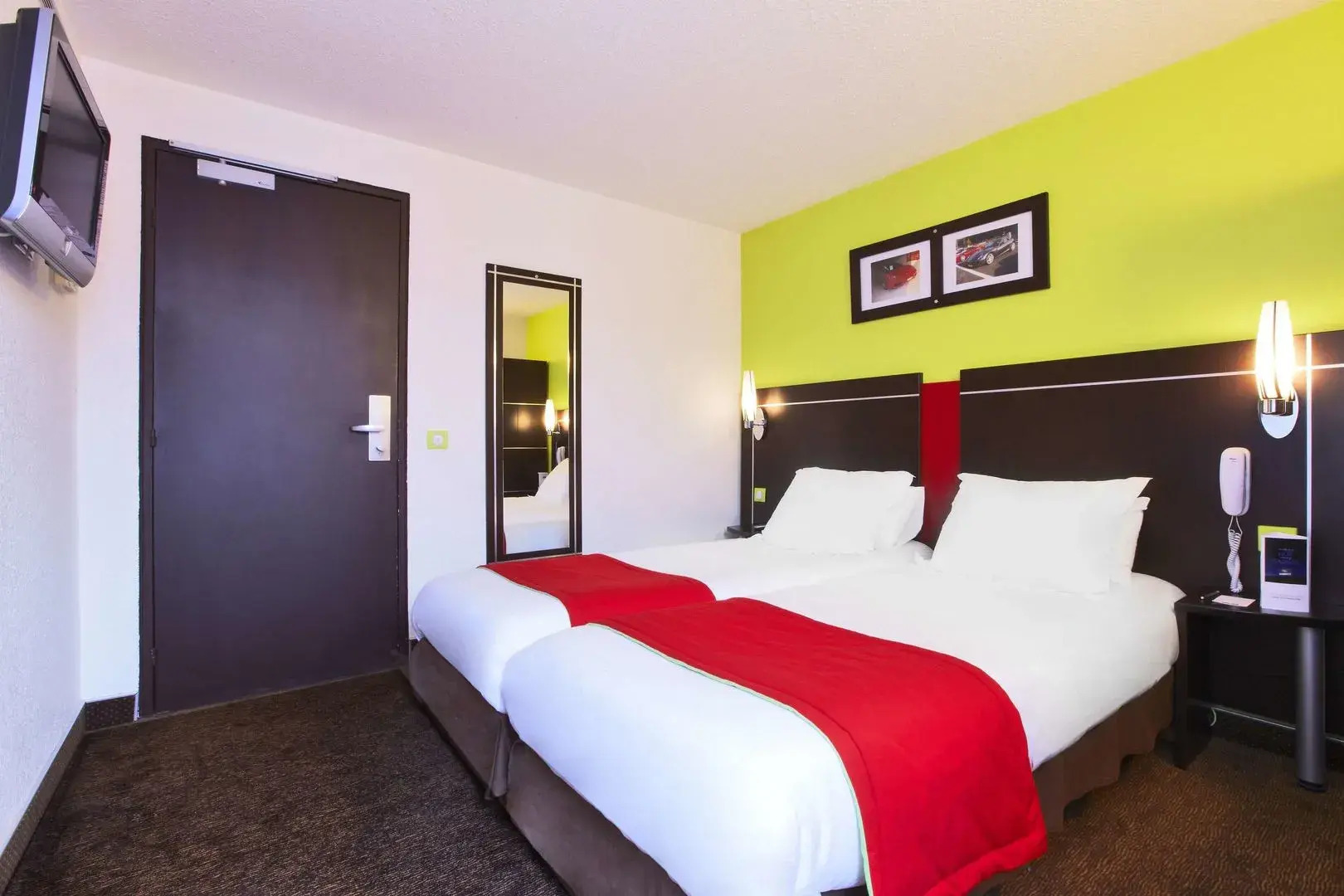 Kyriad Design Enzo Reims Tinqueux