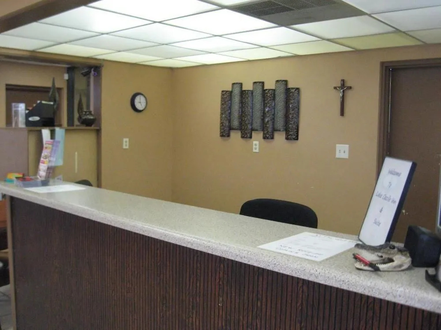 Lake Cecile Inn and Suites