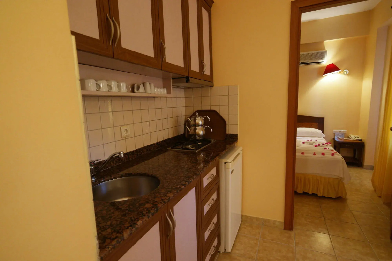 Mr. Dim Exclusive Apart Hotel