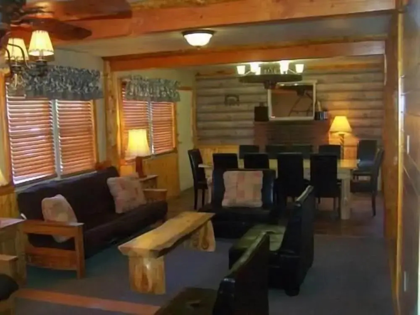 Golden Bear Cottages