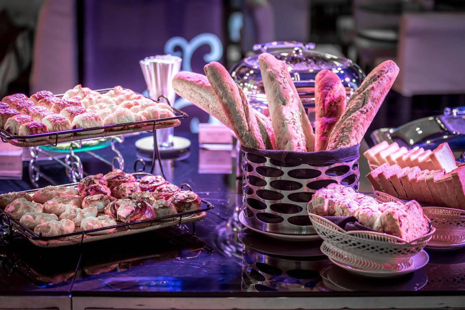 Queenco Hotel & Casino