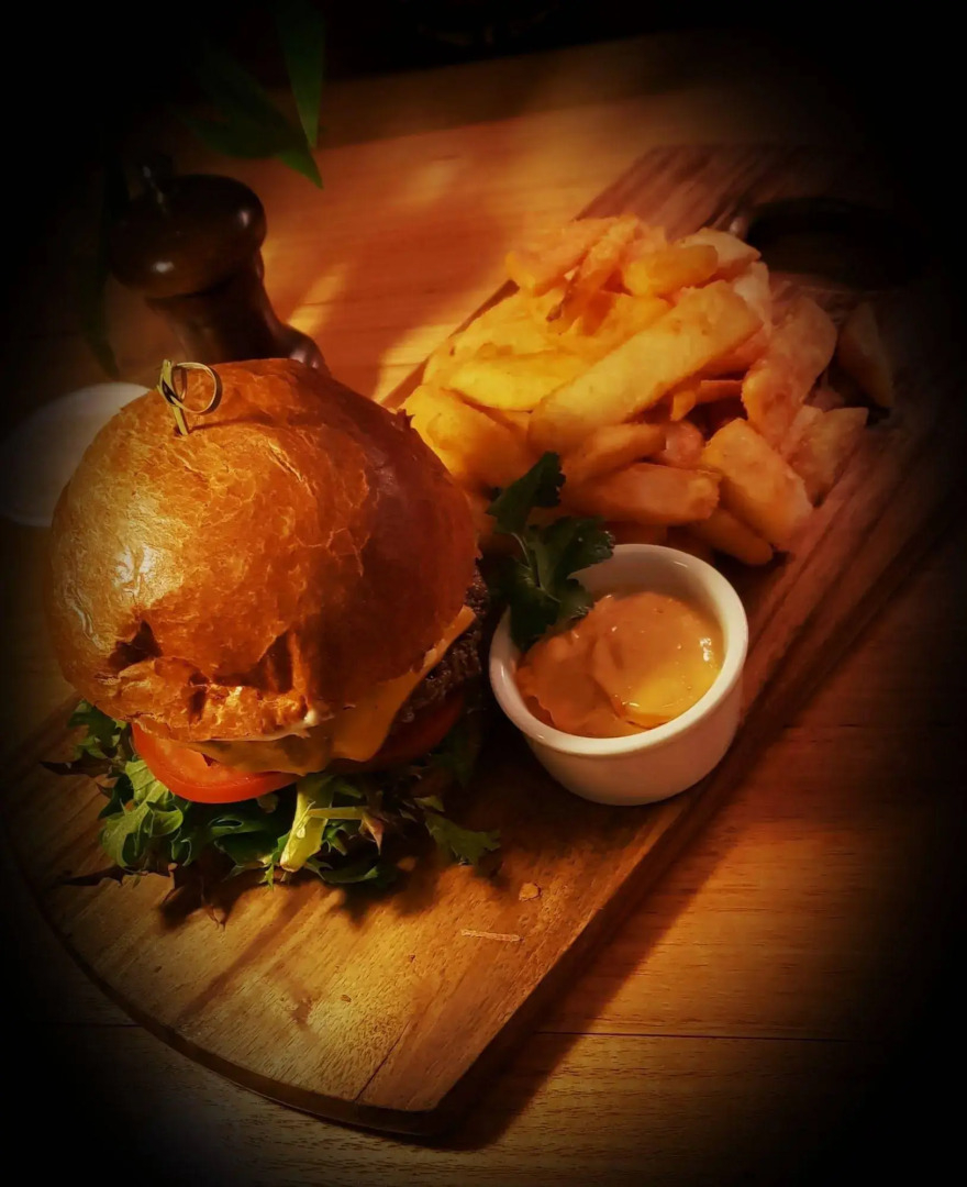 Corner Hotel Alexandra