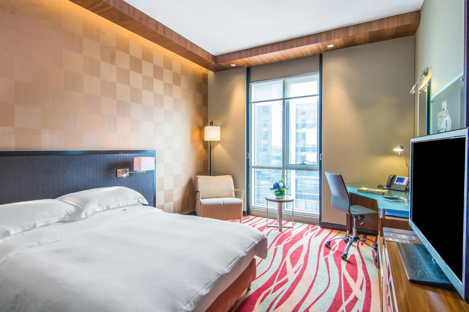 Отель Radisson Blu Hotel, Dubai Media City