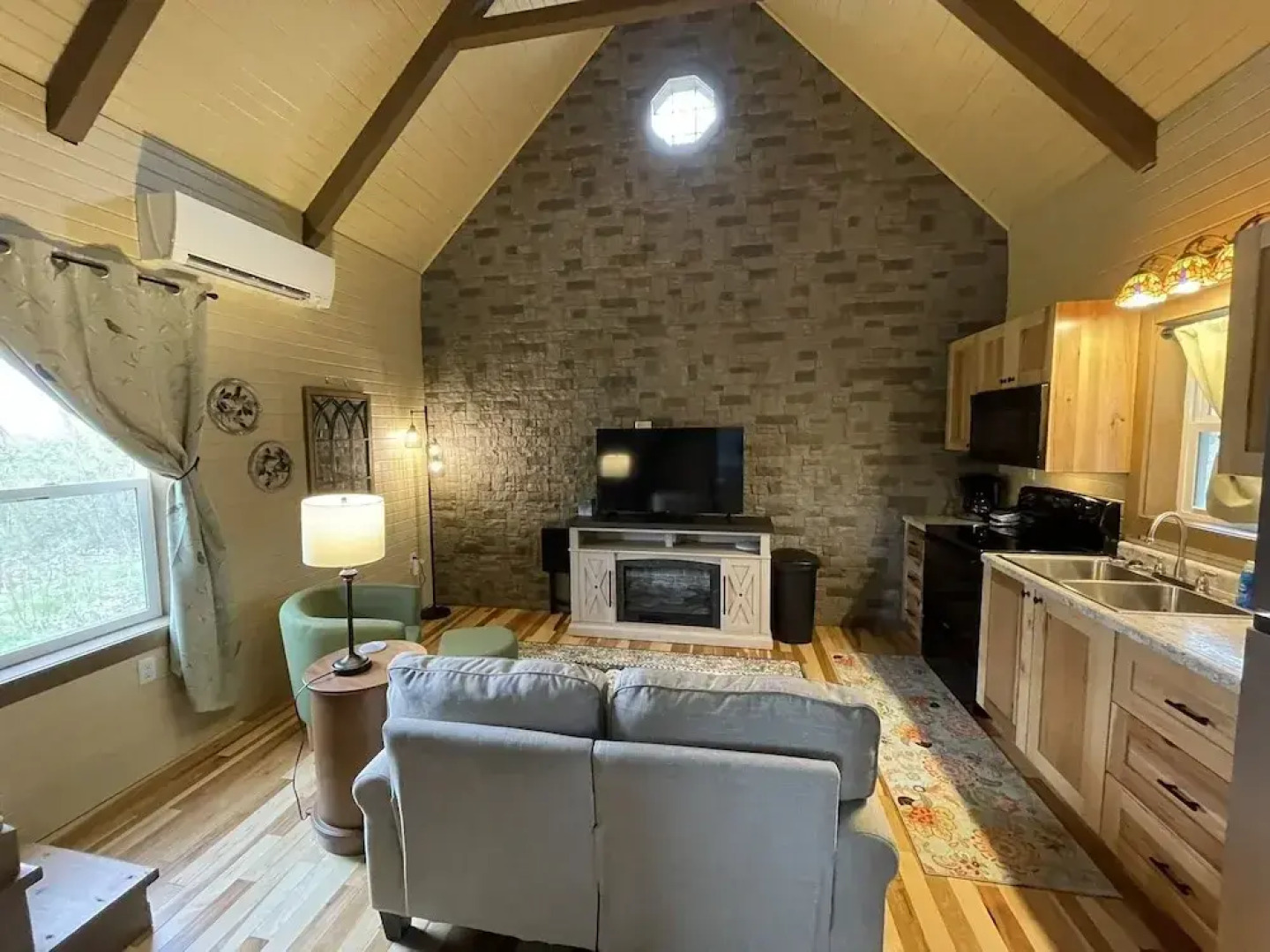 Pleasant Grove Farm LLC