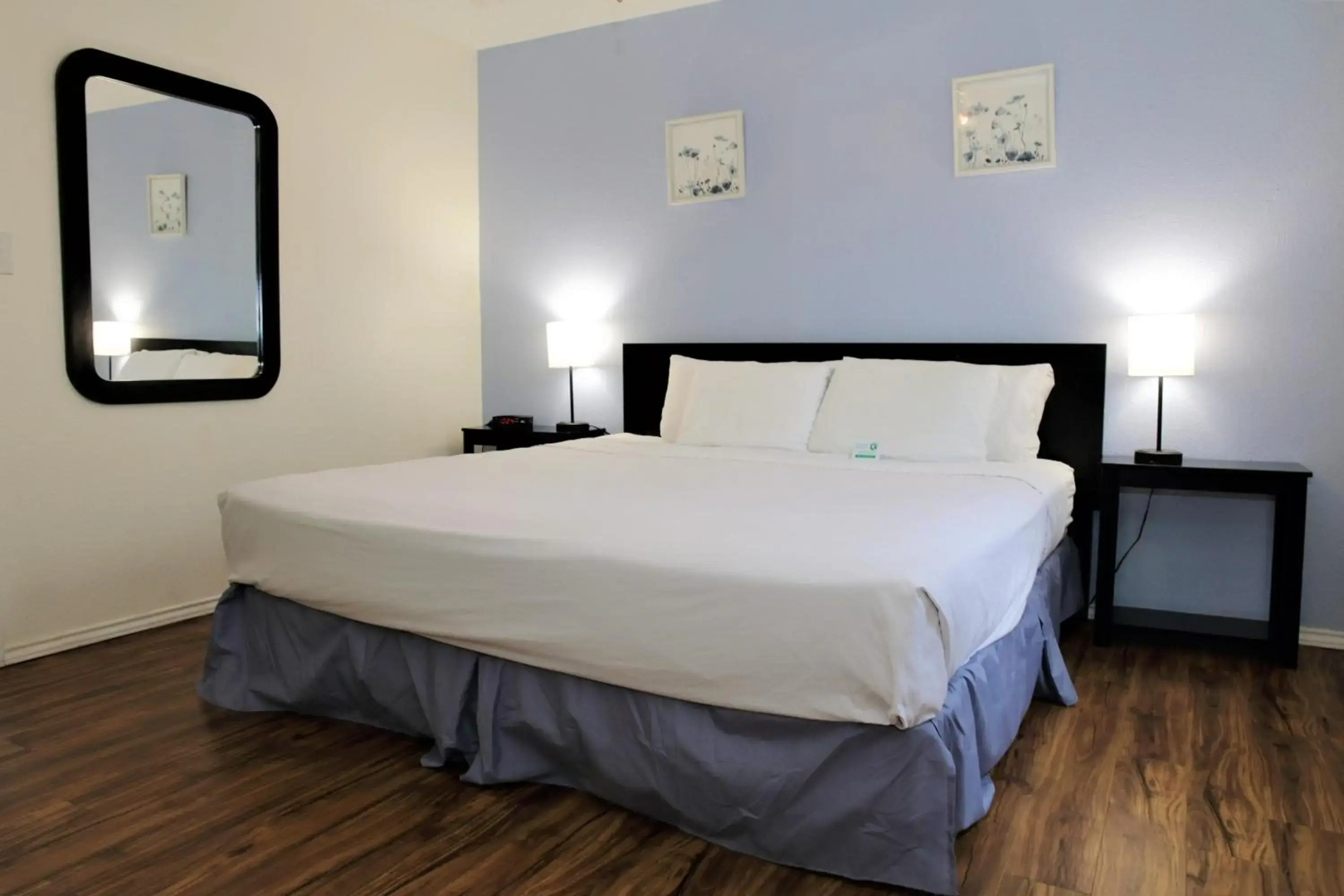 Victoria Palms Inn & Suites
