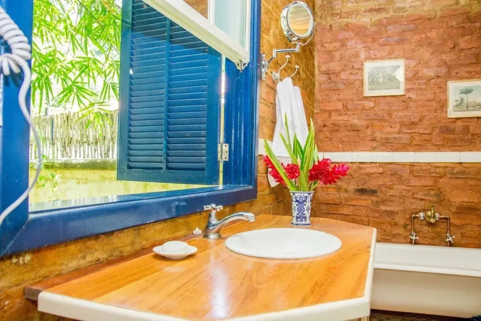 Estancias Duvivier Hotel