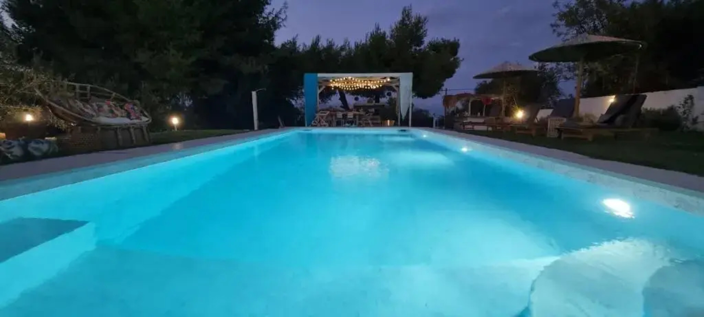 HEAVENLY VIEWS-2-APARTMENT with POOL VIEW CLOSE TO THE BEACH!