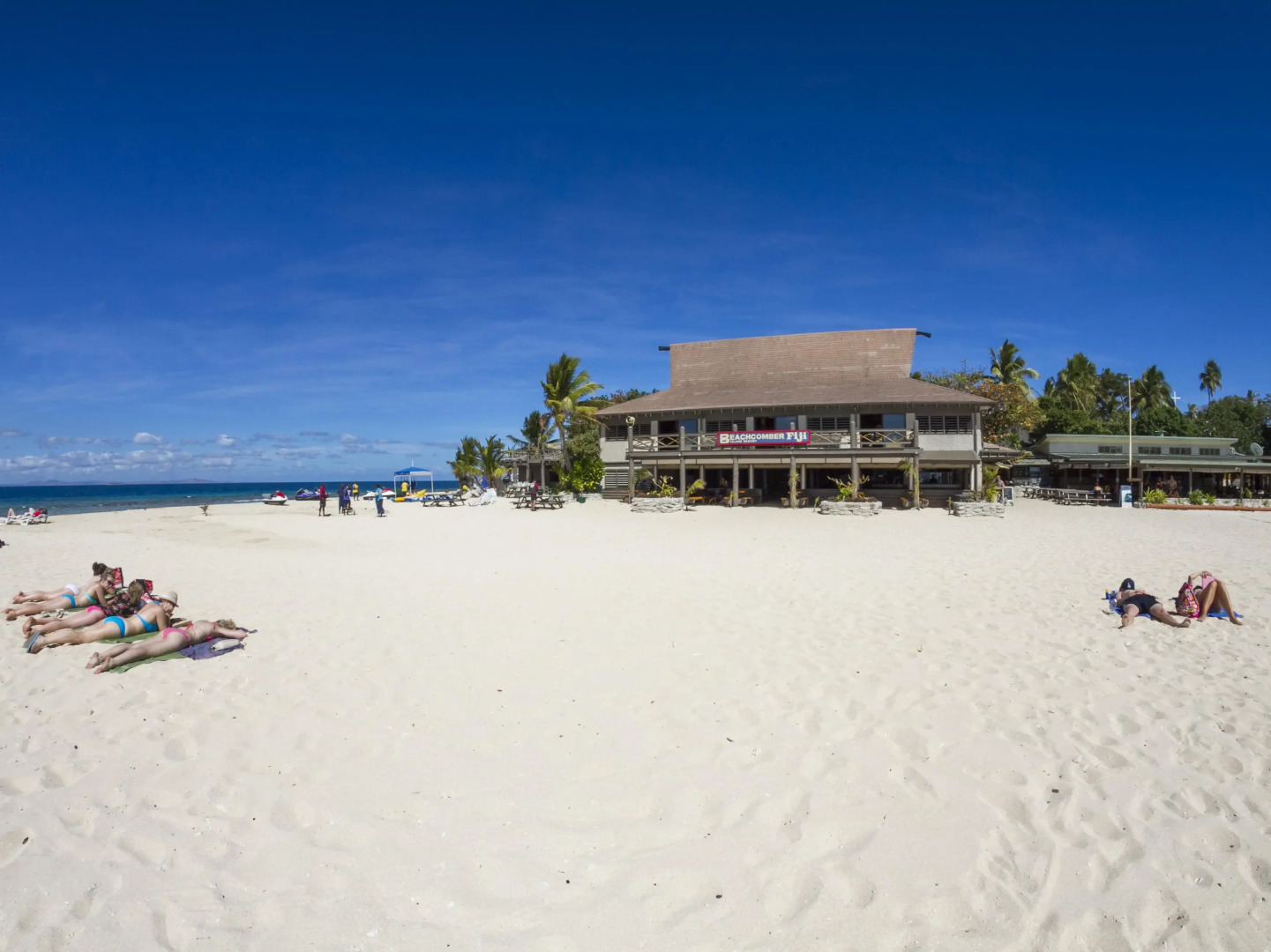 Beachcomber Island Resort