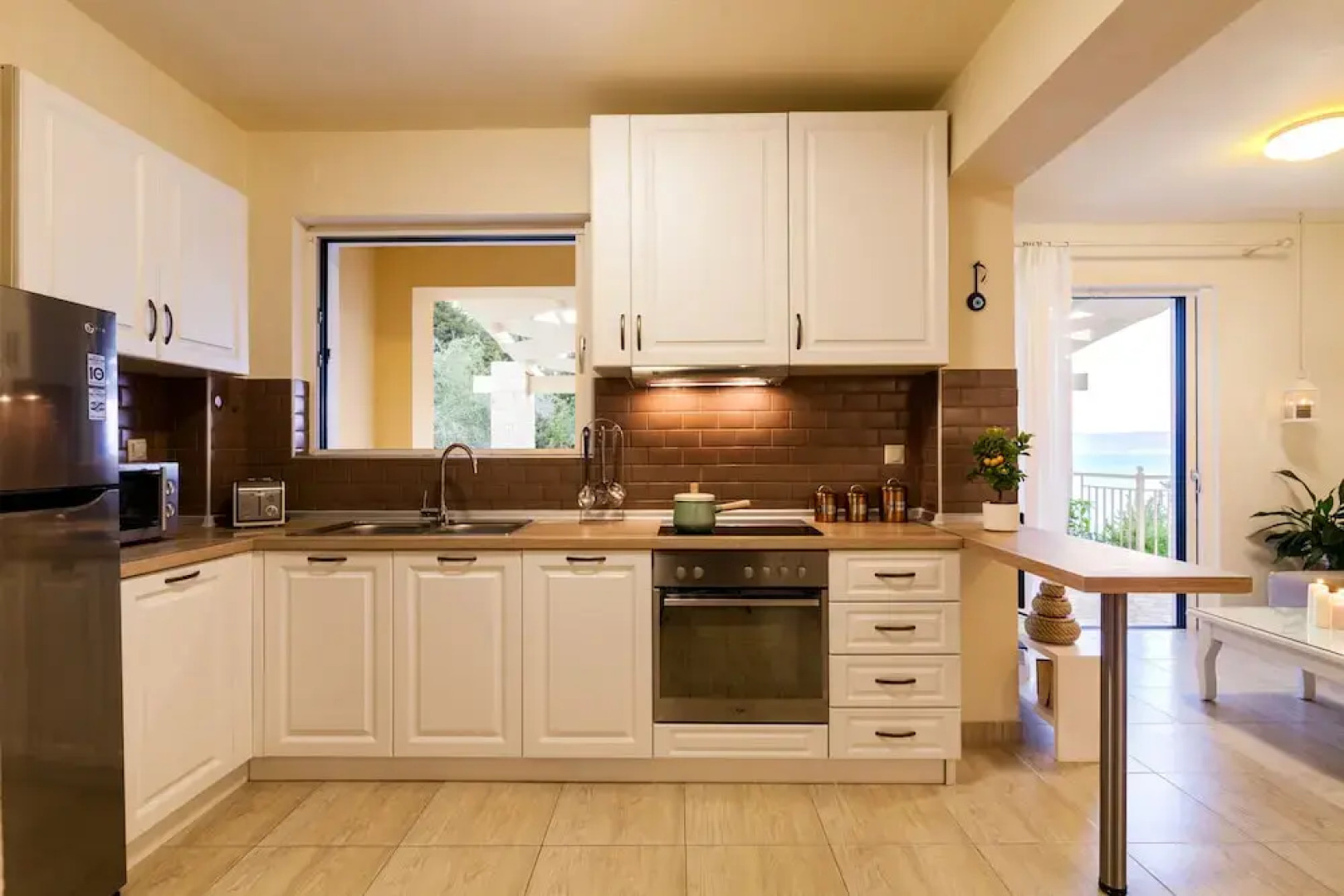 Villas Muscallas by Konnect, 200m from the Beach.