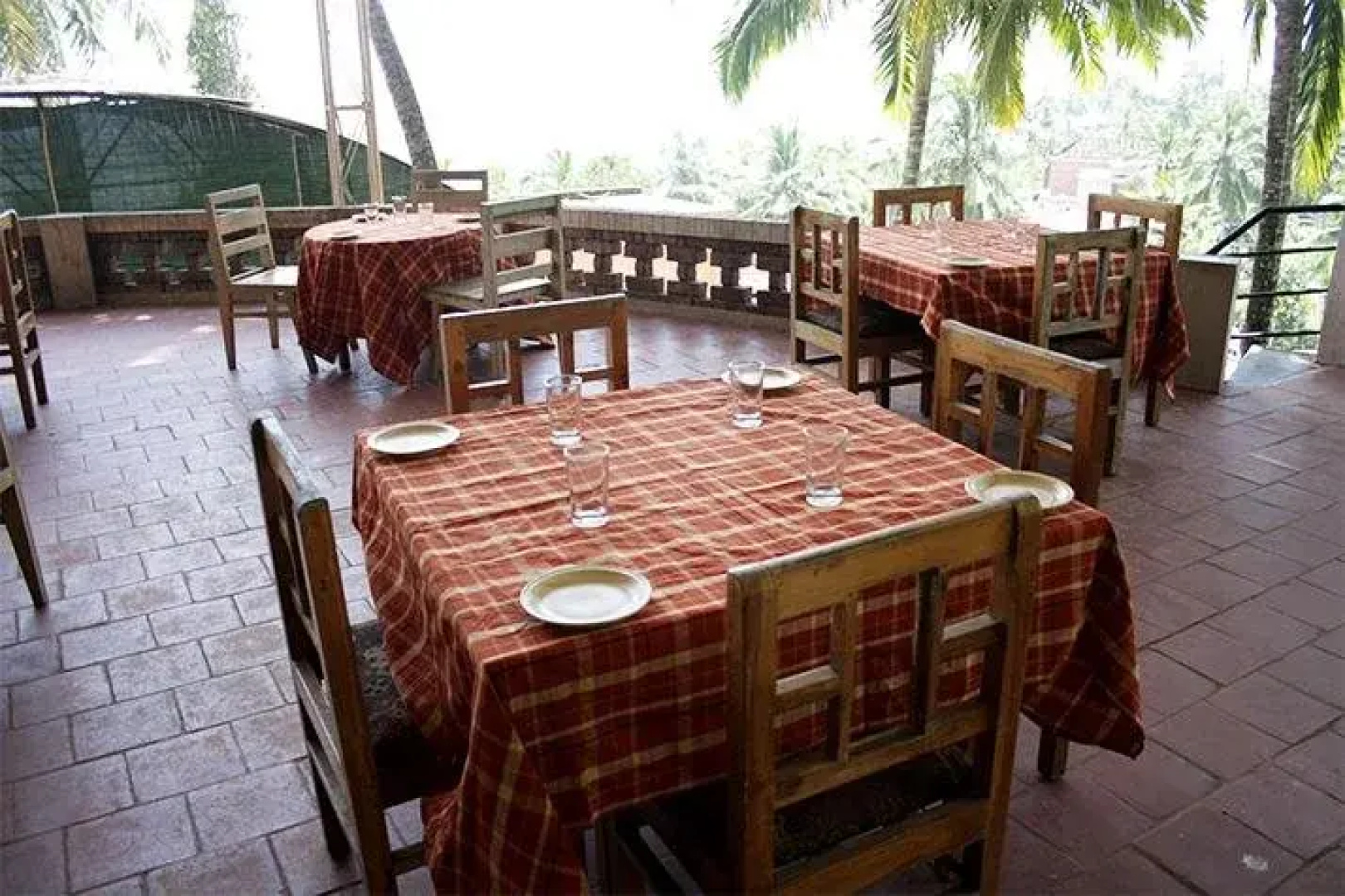 Raja Hotel