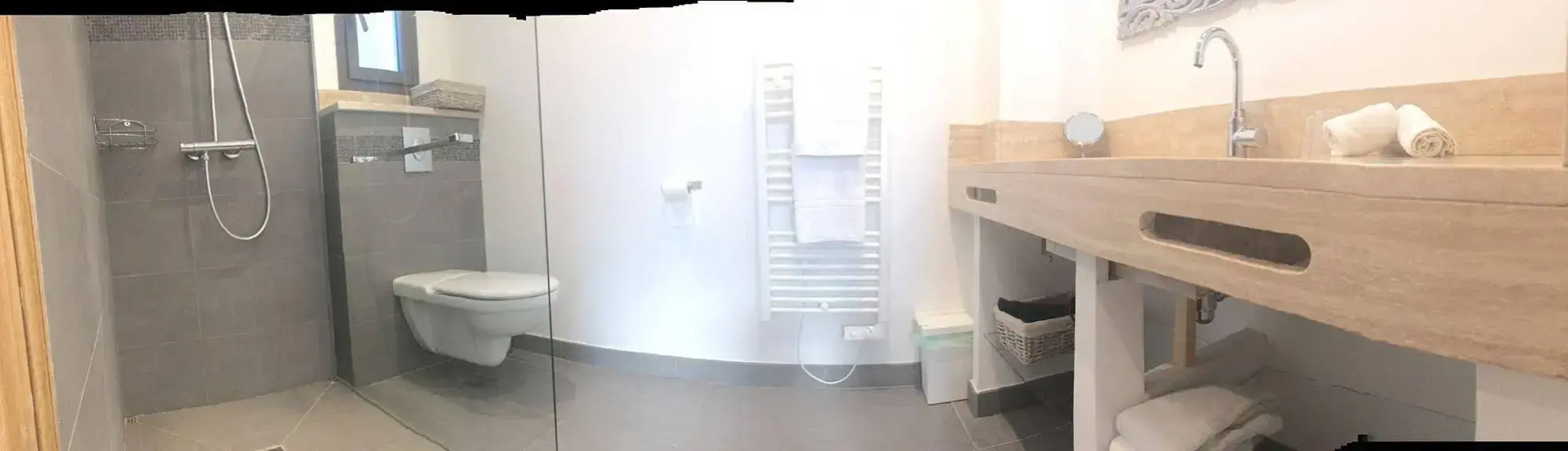 Etoile De Saint Paul