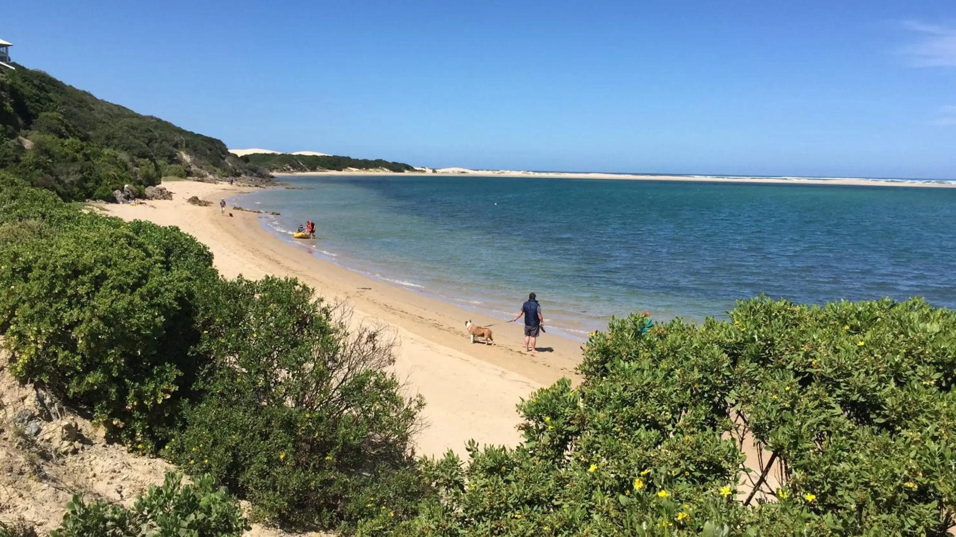 Pole Pole holiday home