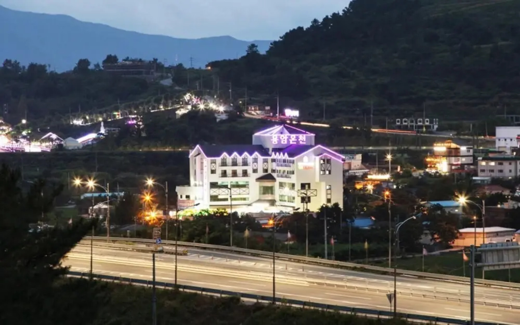 Benikea Cheongdo Yongam Oncheon