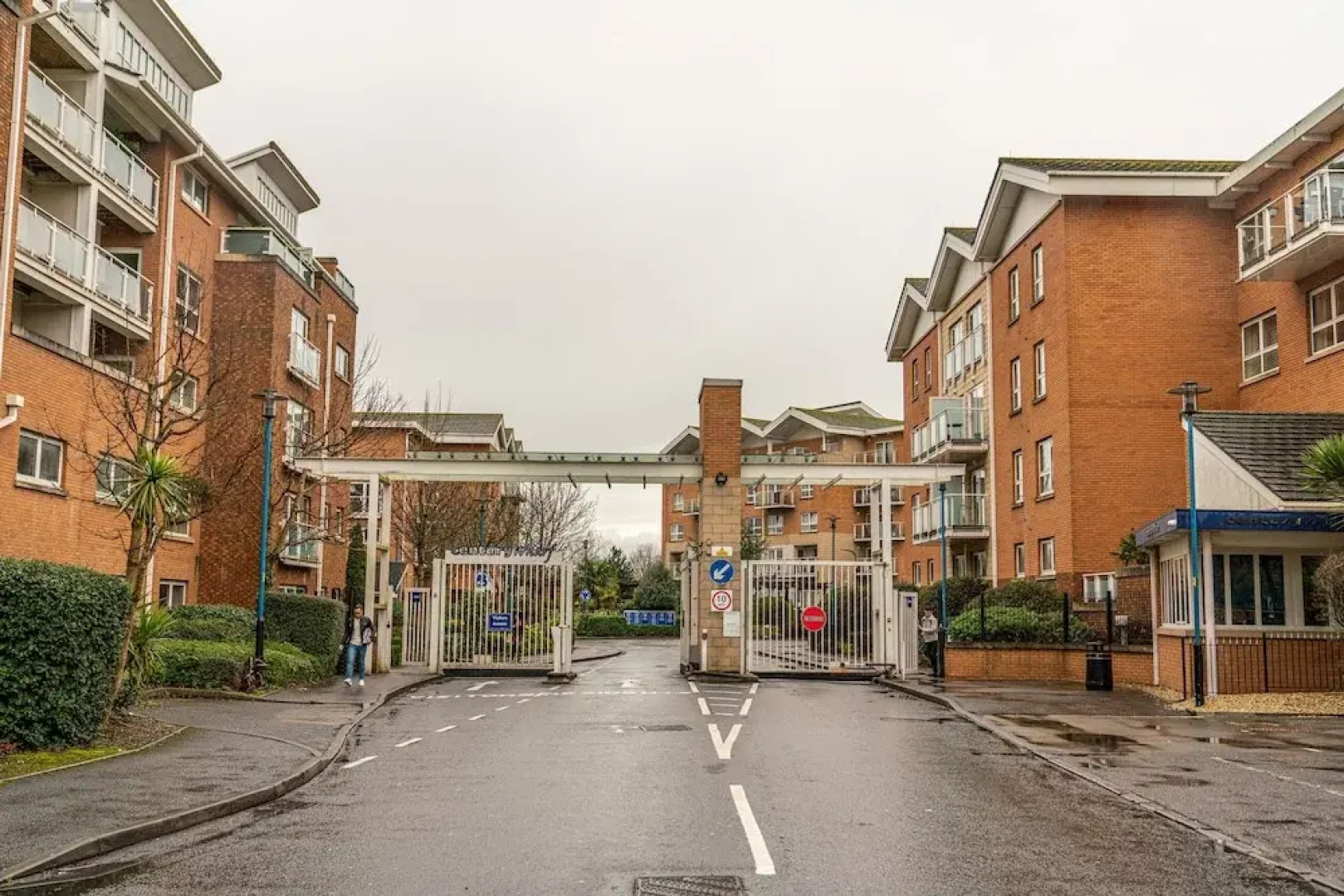 Rueben Suite By EAA Homes