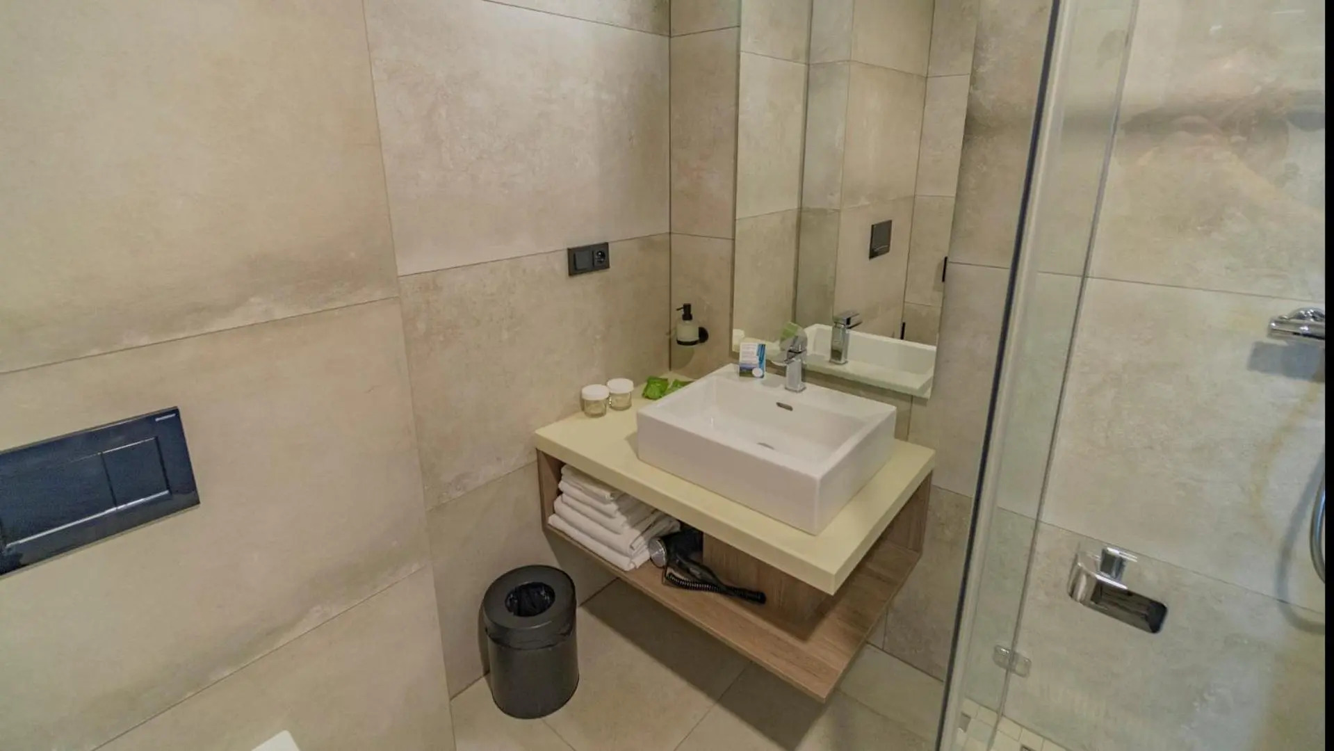 Hotel AquaCity Seasons