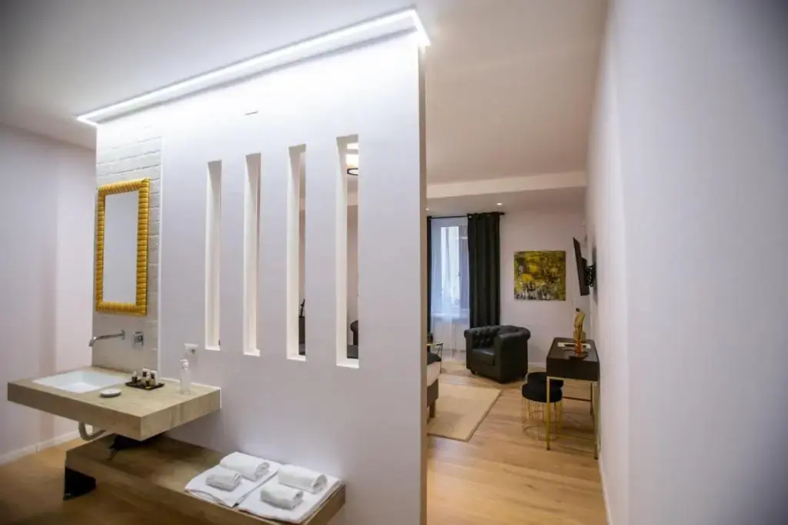 La Piazzetta Suite