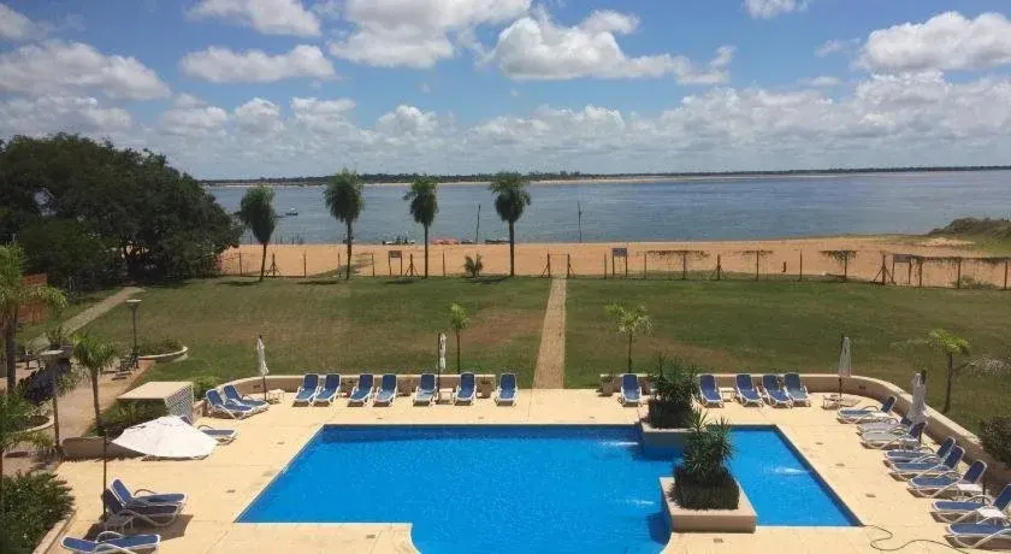 Condado Hotel Casino Paso de la Patria