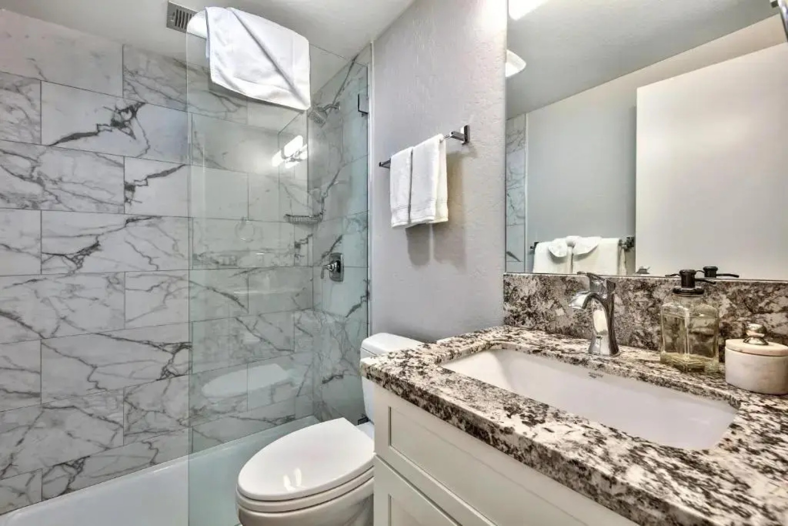 LUXE 4 Blue Diamond Lake Tahoe Lodge