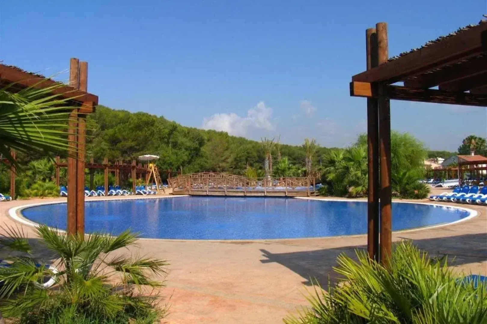 Camping Torre de la Mora