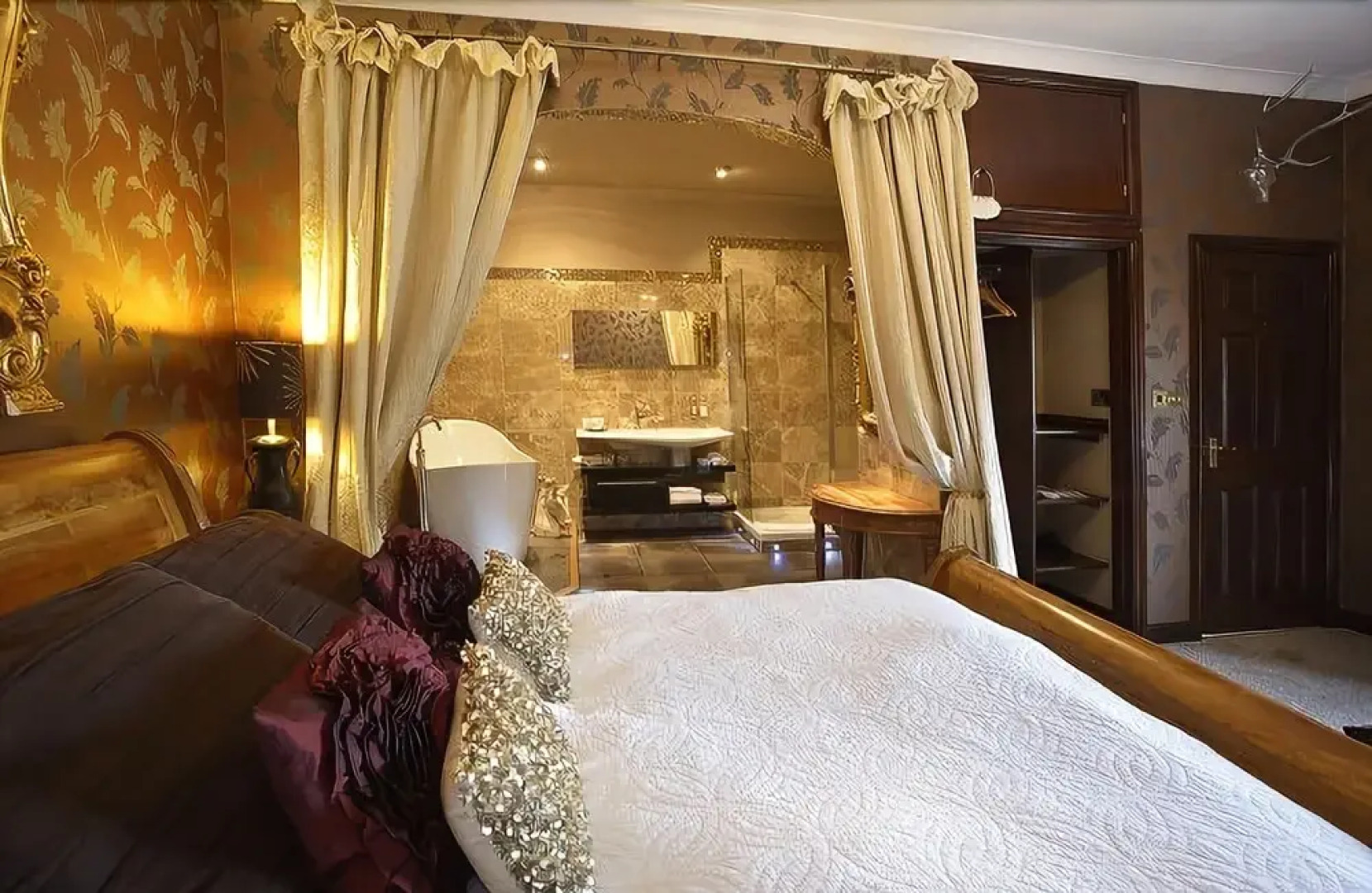 Winteringham Fields - Restaurant with rooms