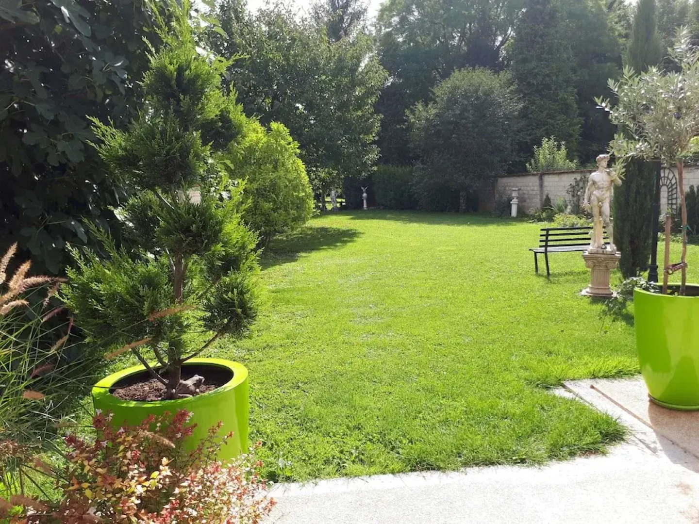 La Crapounette Adults Only