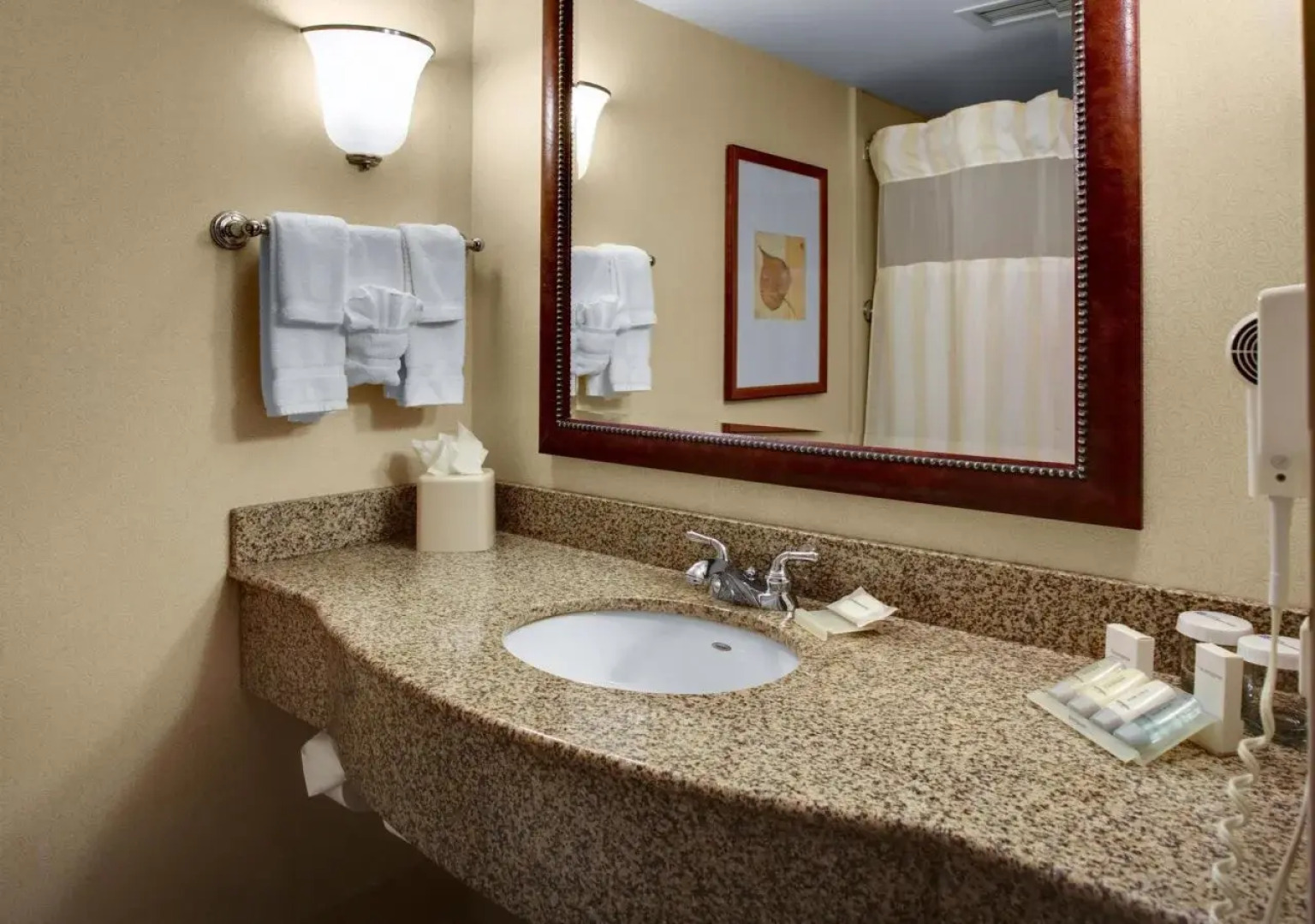 Hilton Garden Inn Akron Canton Airport