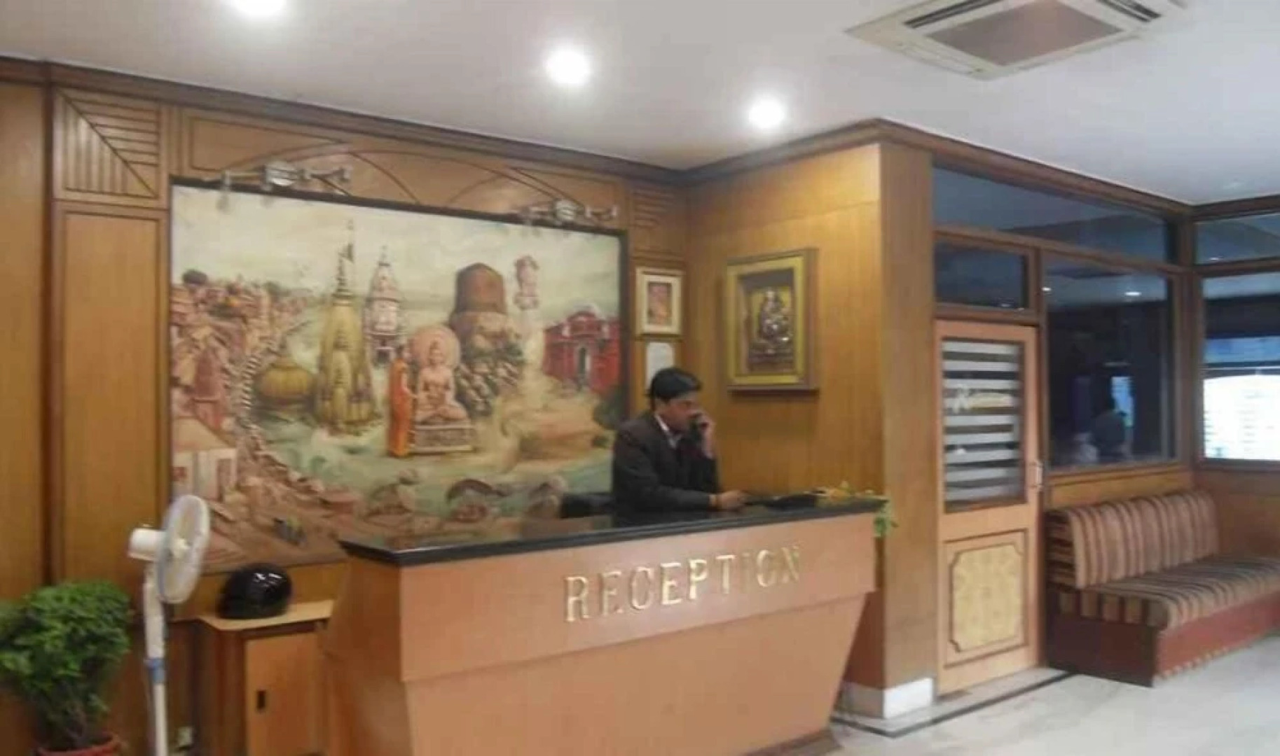 ADB Rooms Hotel Surabhi International,Varanasi