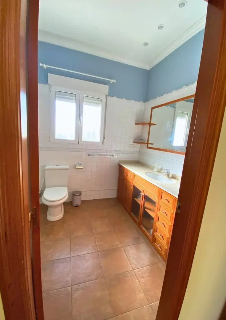 Complete, Spacious House, With Pool and Surrounded by Nature