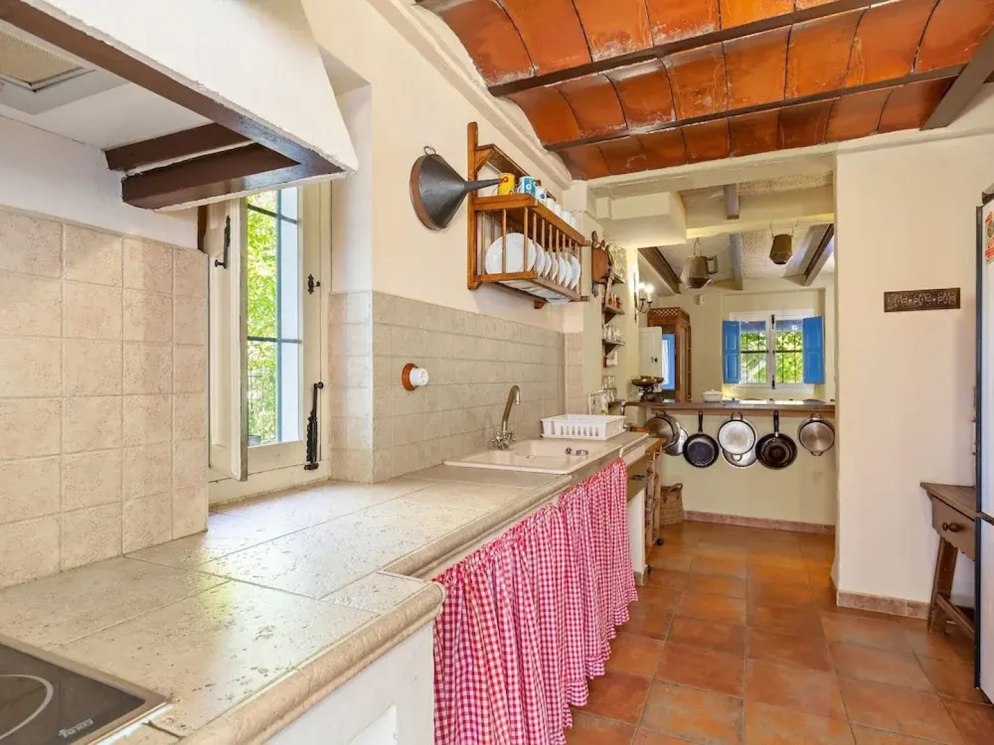 Delightful Mansion in Huétor-Tájar near Sea