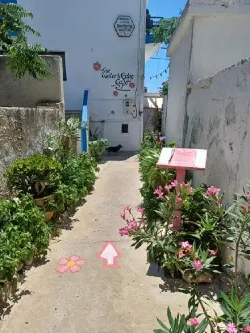 Haris Studios & Apartments