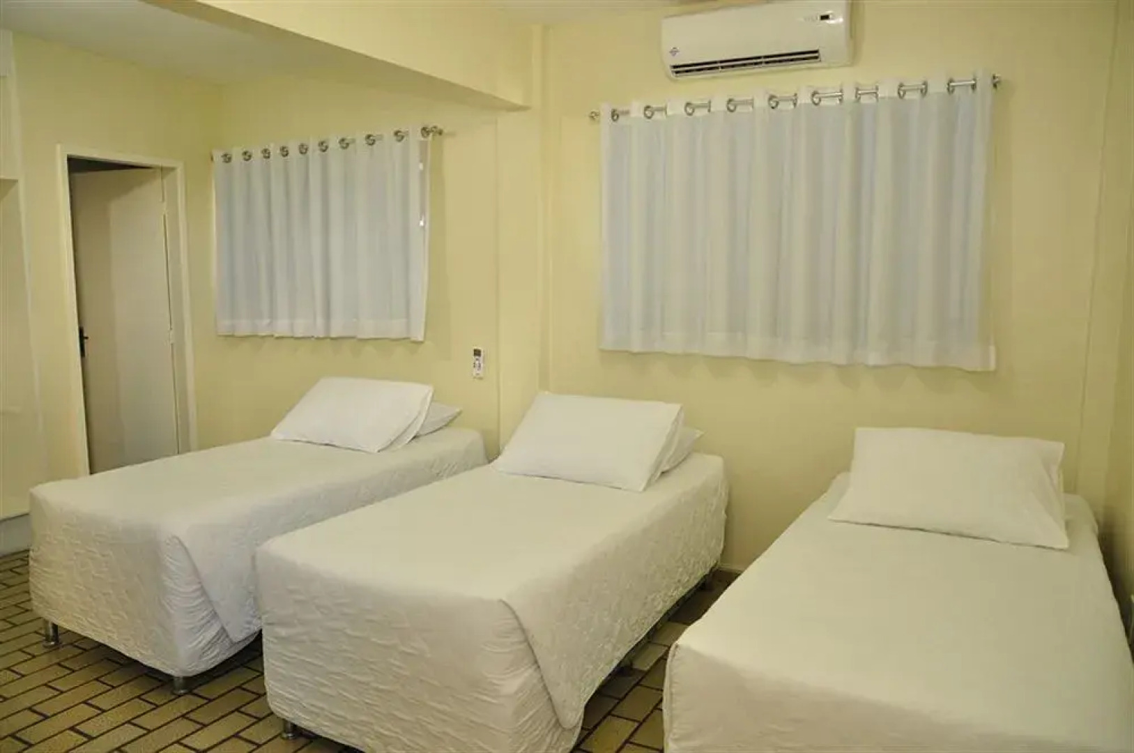 Hotel do Vale Express