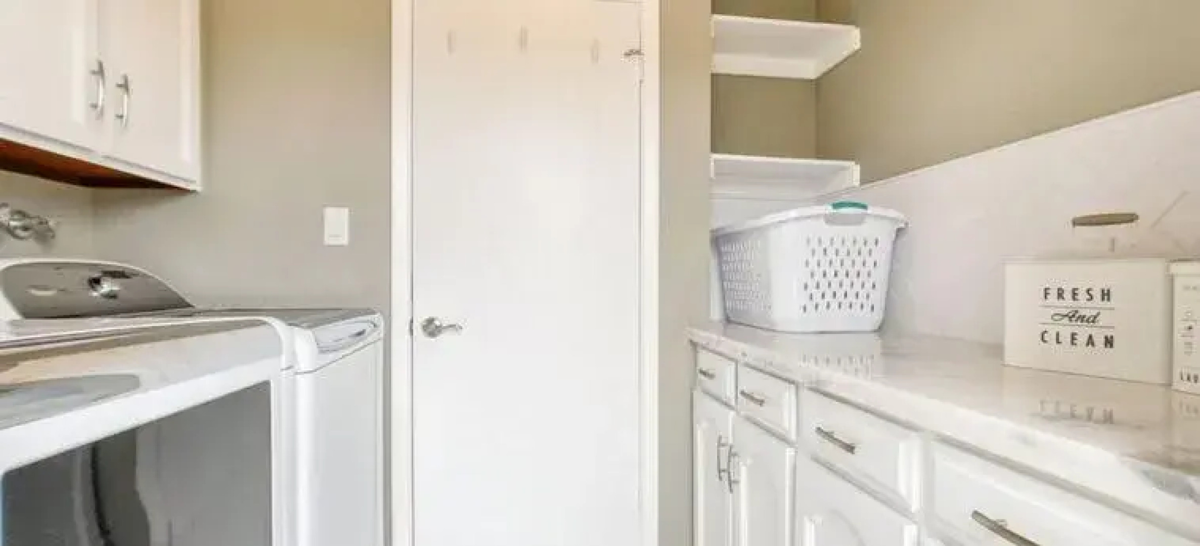 Glendale Charm by Casago