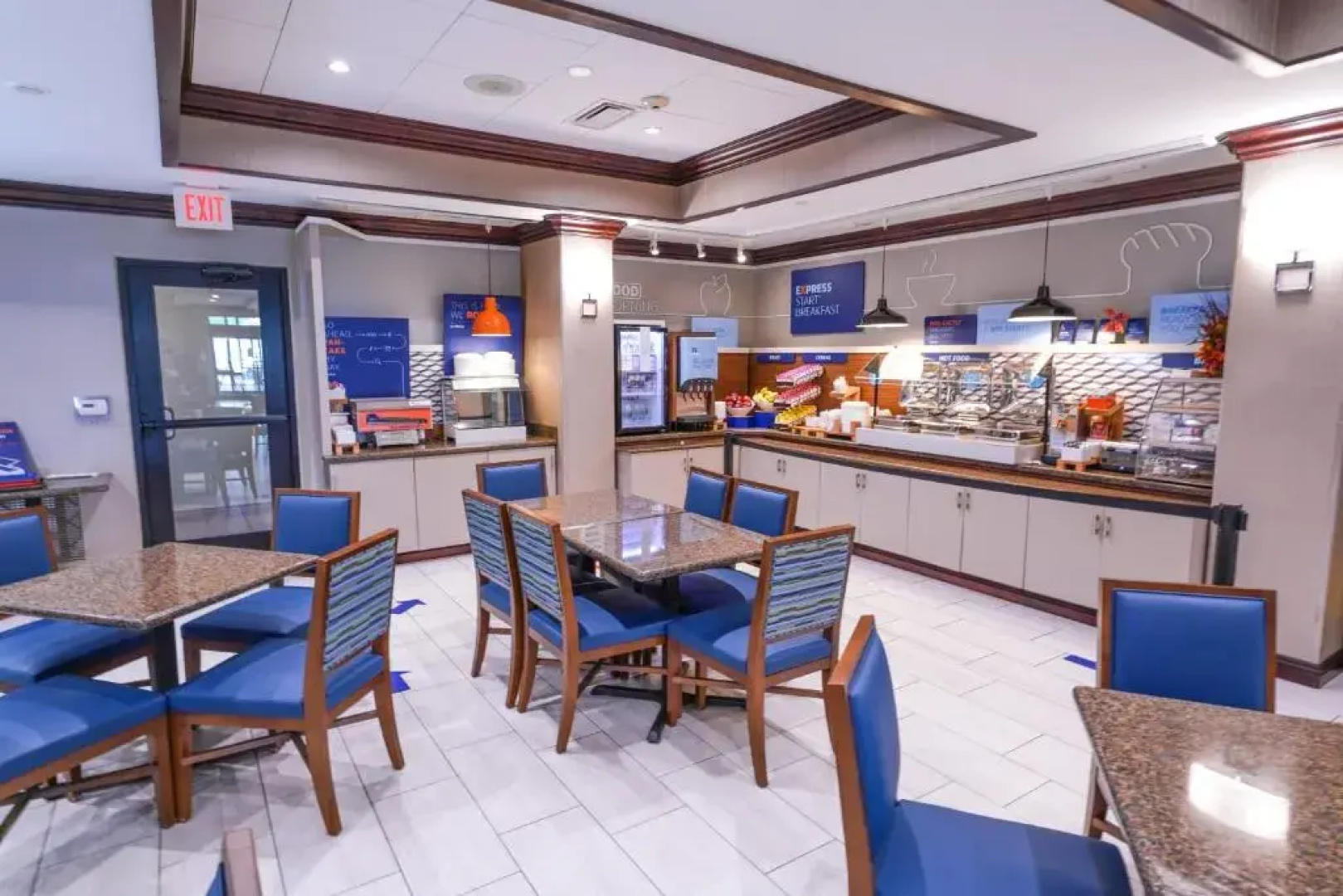 Holiday Inn Express and Suites Springfield Medical District by IHG