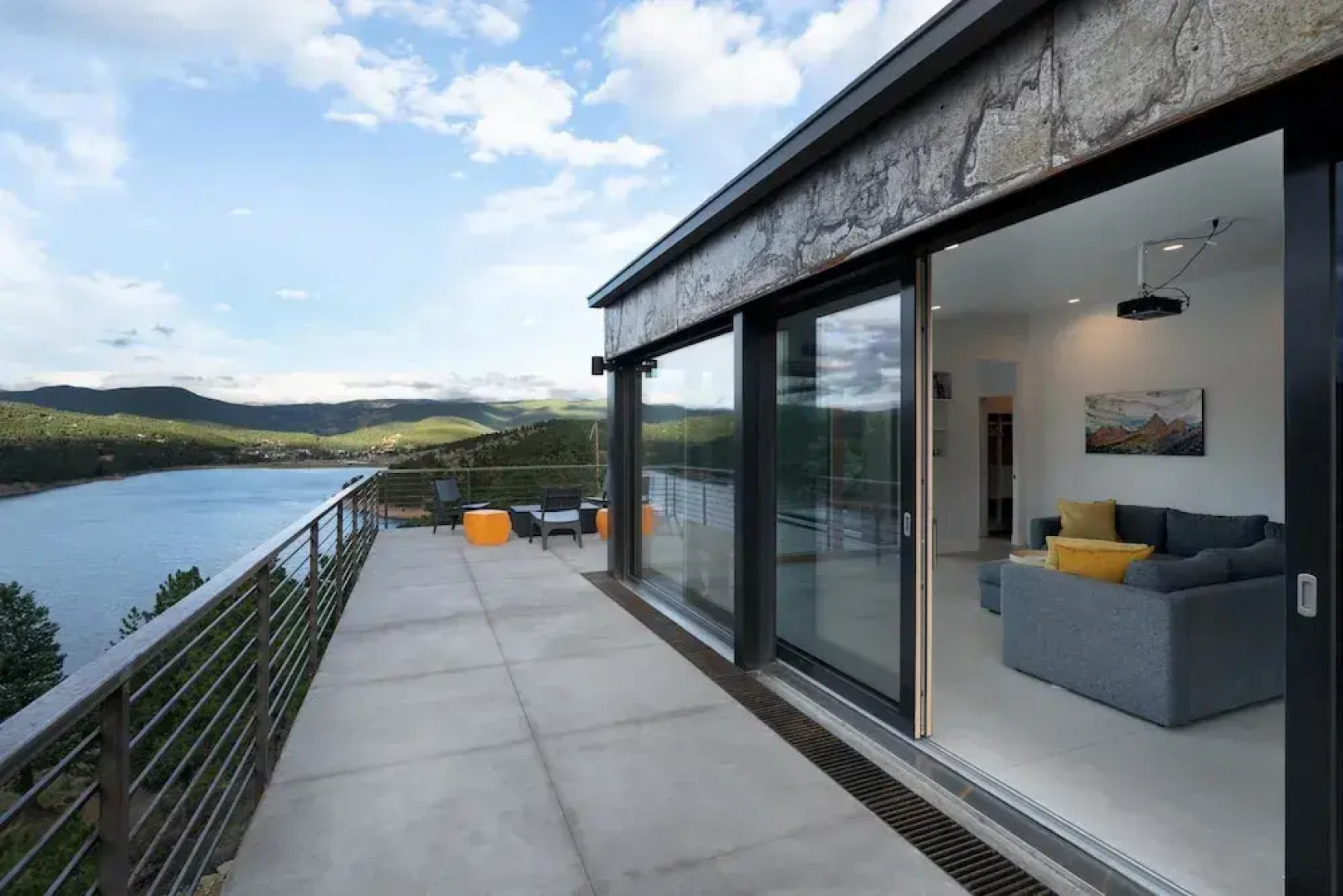 Timberline Haus 3 Bedroom Home by RedAwning