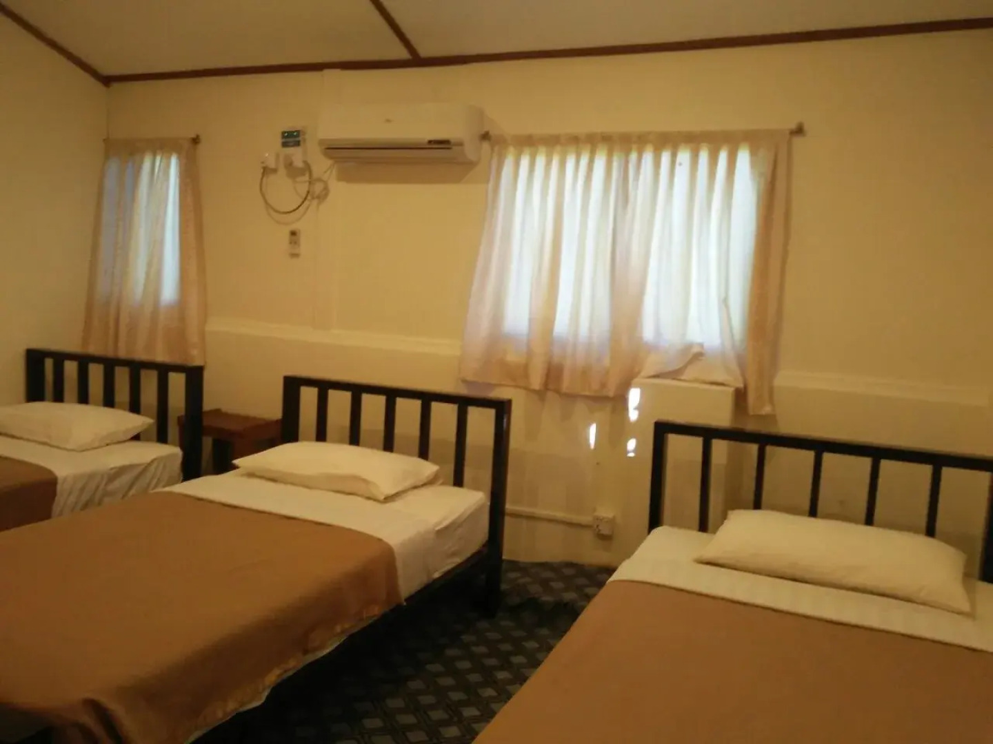 Northern Breeze Hotel