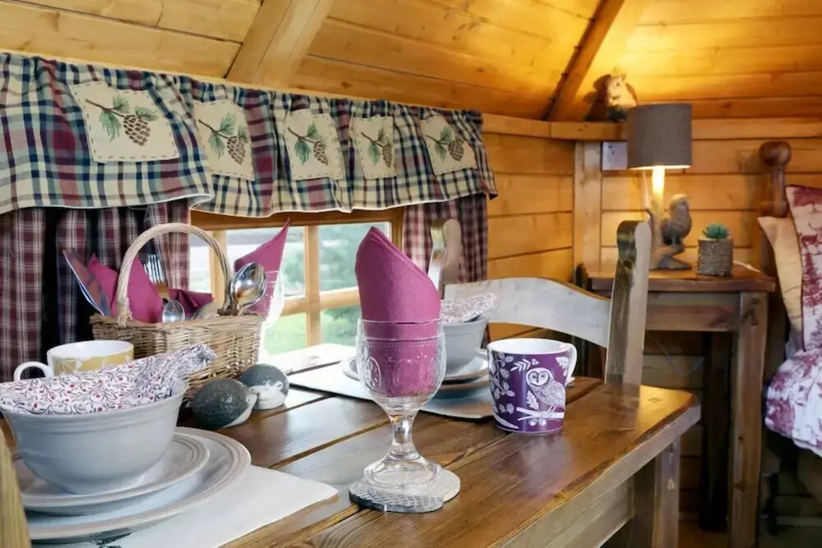 Elsay May Luxury Lodges Exclusively for Couples Over 25yrs and Dog Friendly