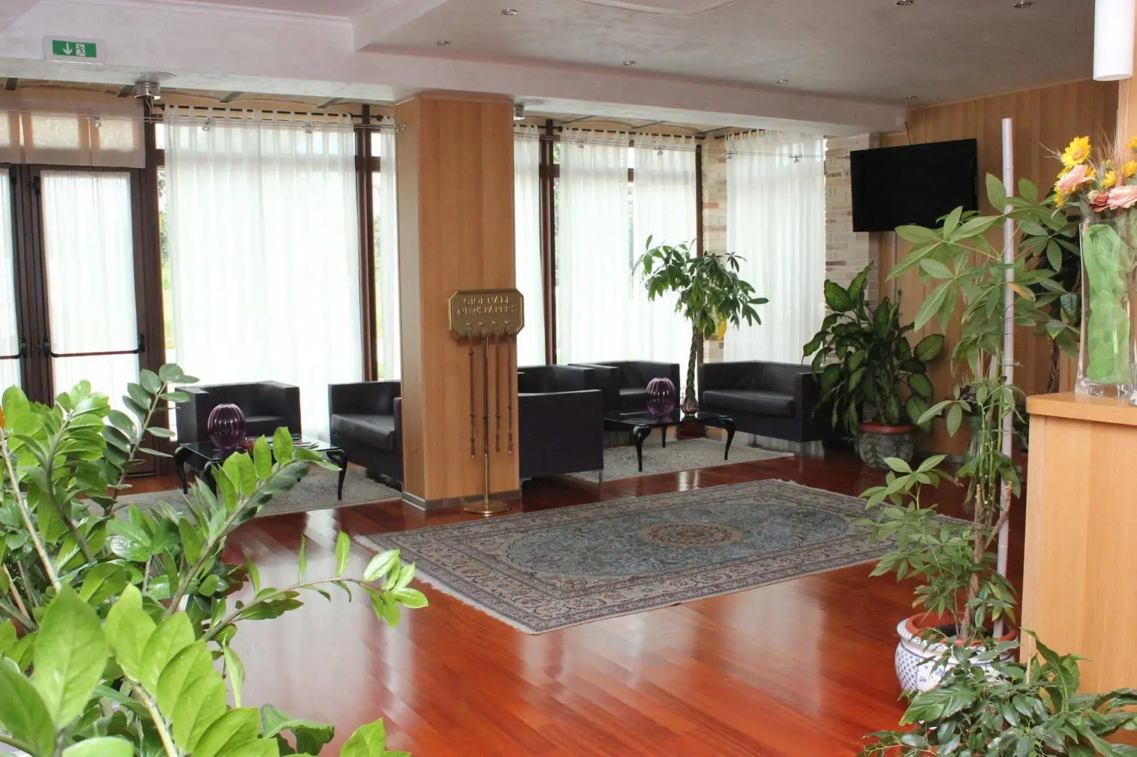 Halanus Hotel And Resort