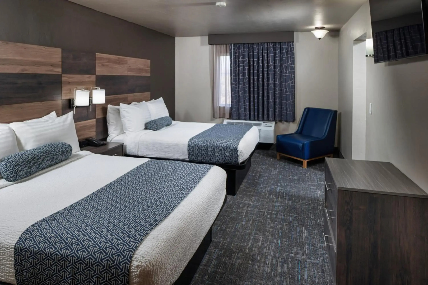 Hotel J Green Bay