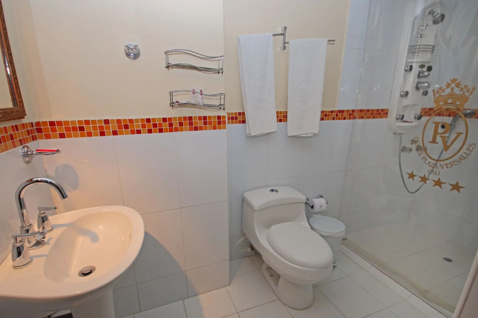 Hotel Plaza Versalles