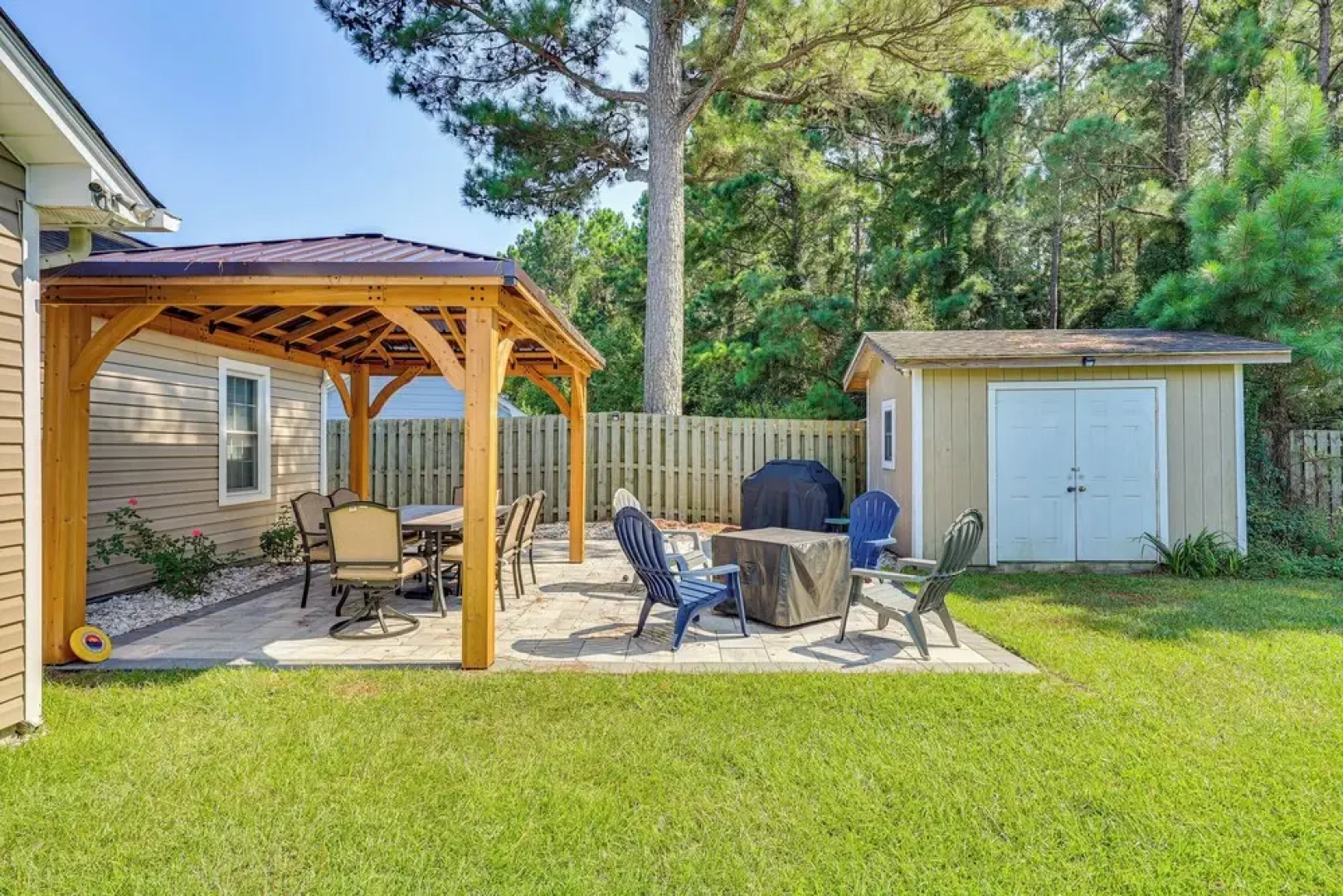 Wilmington Family Home: 6 Mi to Wrightsville Beach