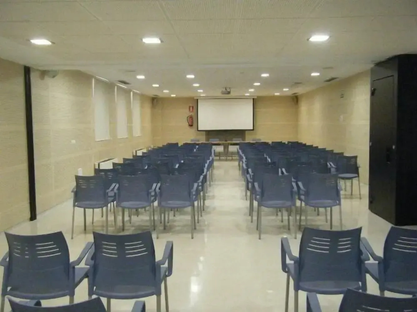 Albergue Inturjoven Chipiona - Hostel