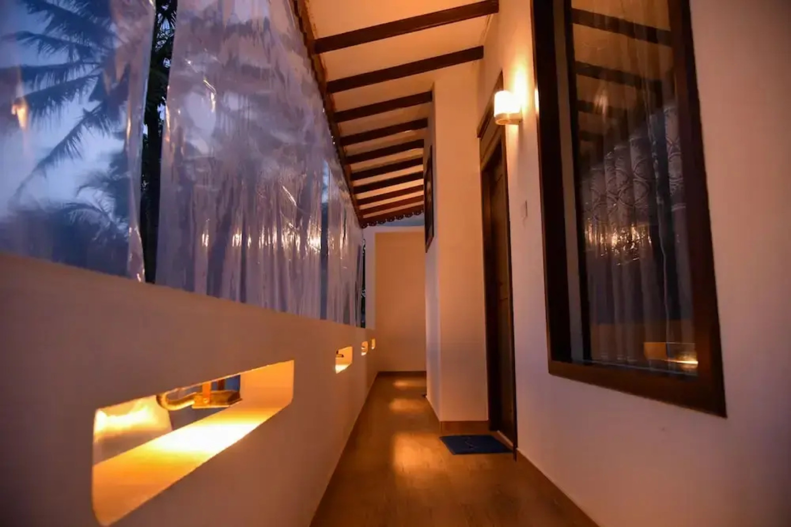 Wagon Wheel Inn - Hostel