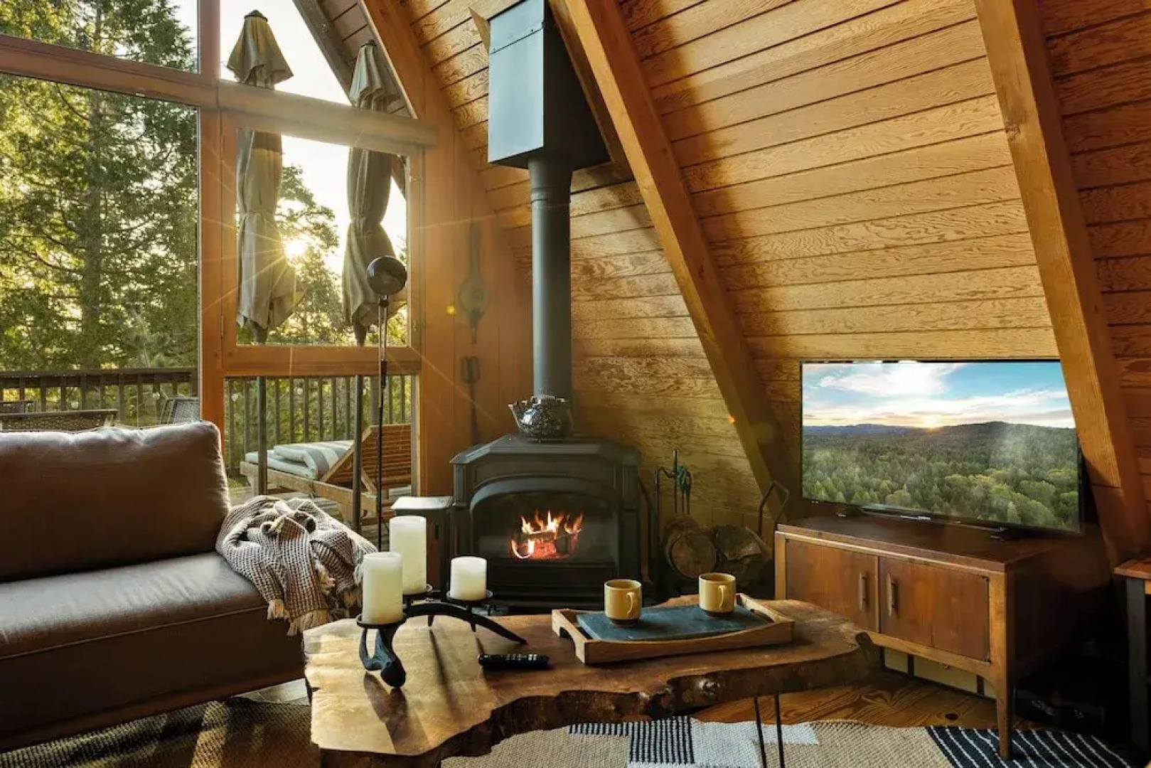 The Tranquil Pines A-frame Cabin Spectacular Views!