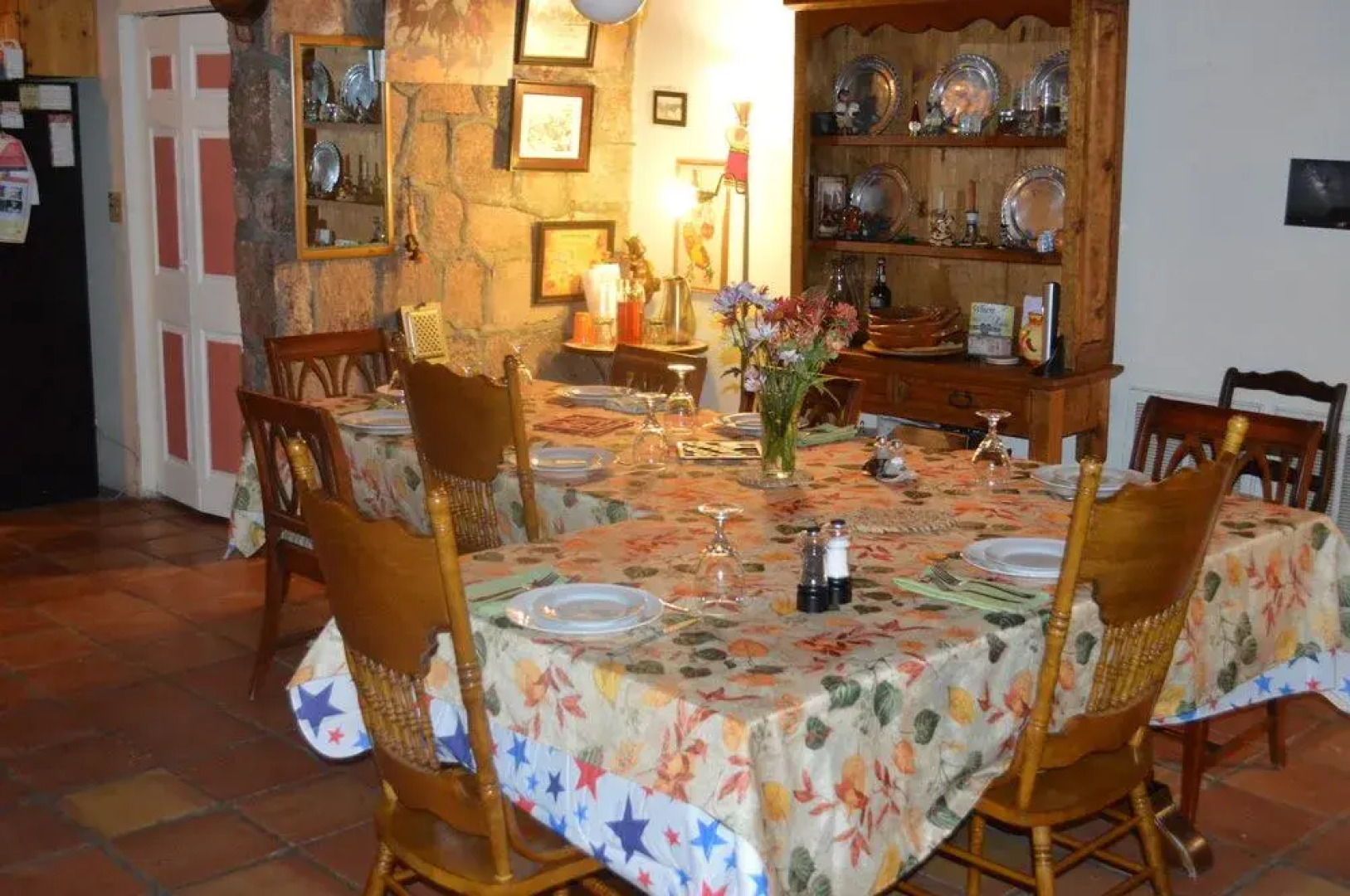 DD Gamble Guest Lodge & Ranch